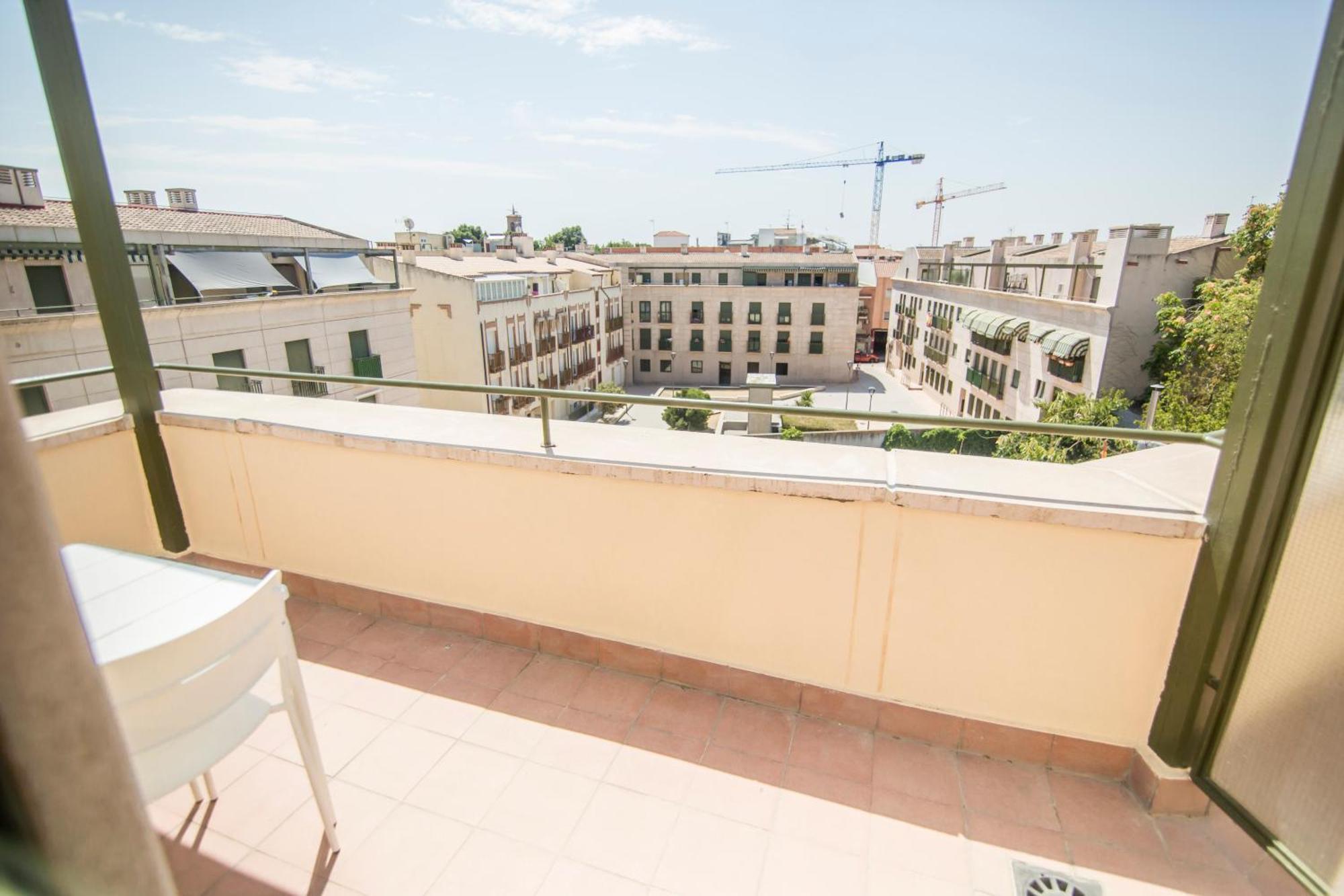 Apartamento Plaza De Santiago - Estudios Turisticos - 1 Llave Pinto