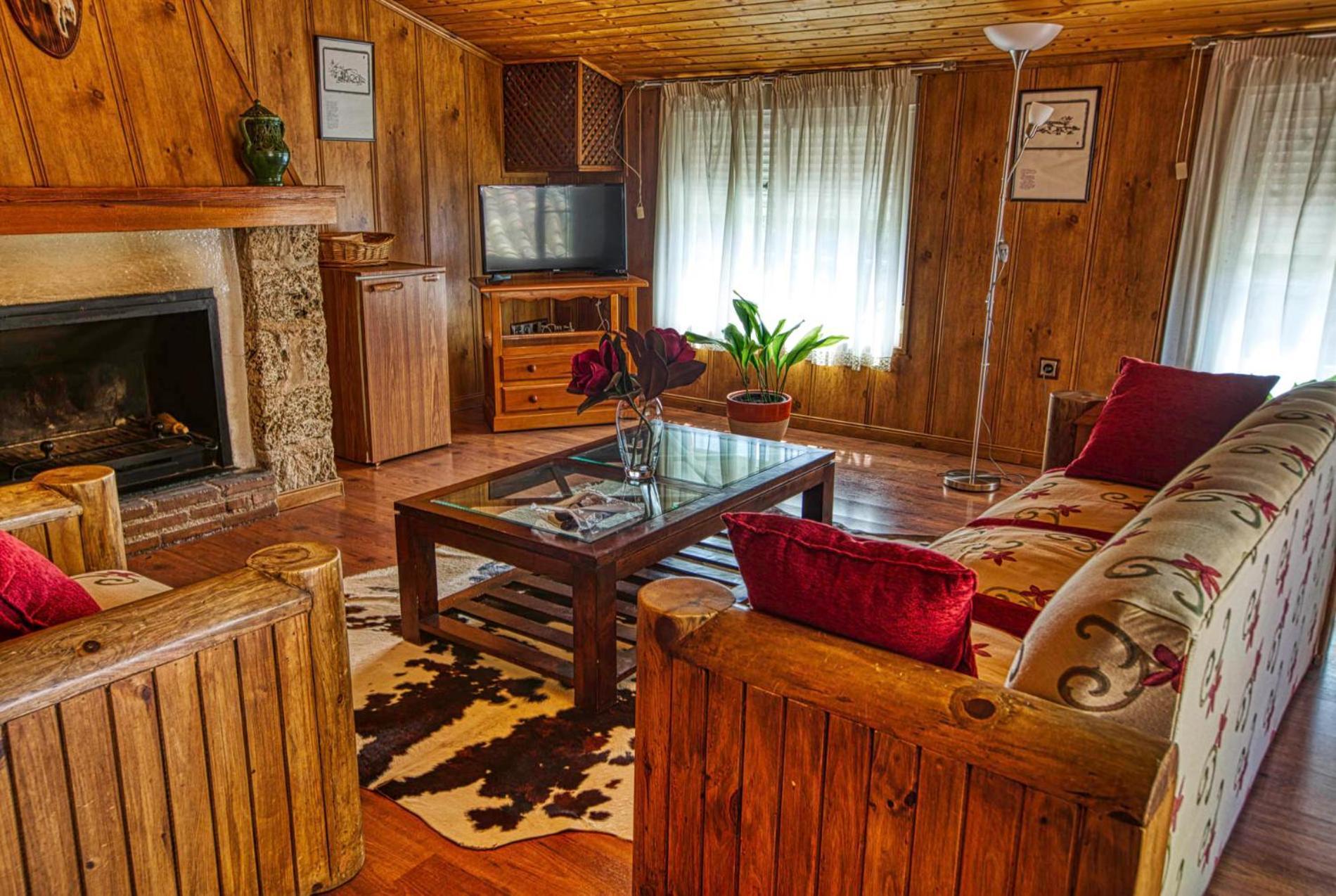 Rural Noguera De La Sierpe 4*