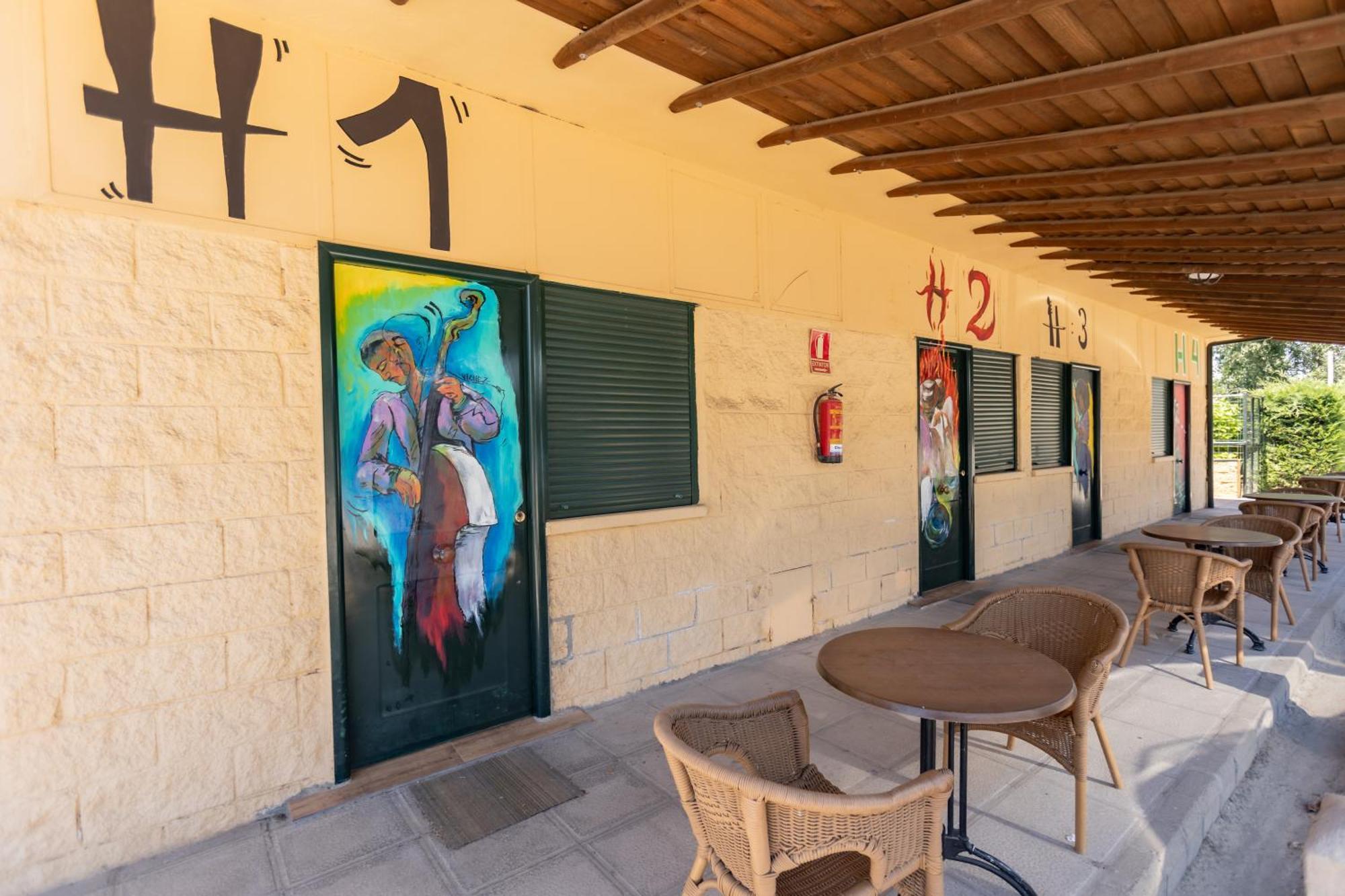 Hostal - Bungalows Camping Caceres Holiday park 2*