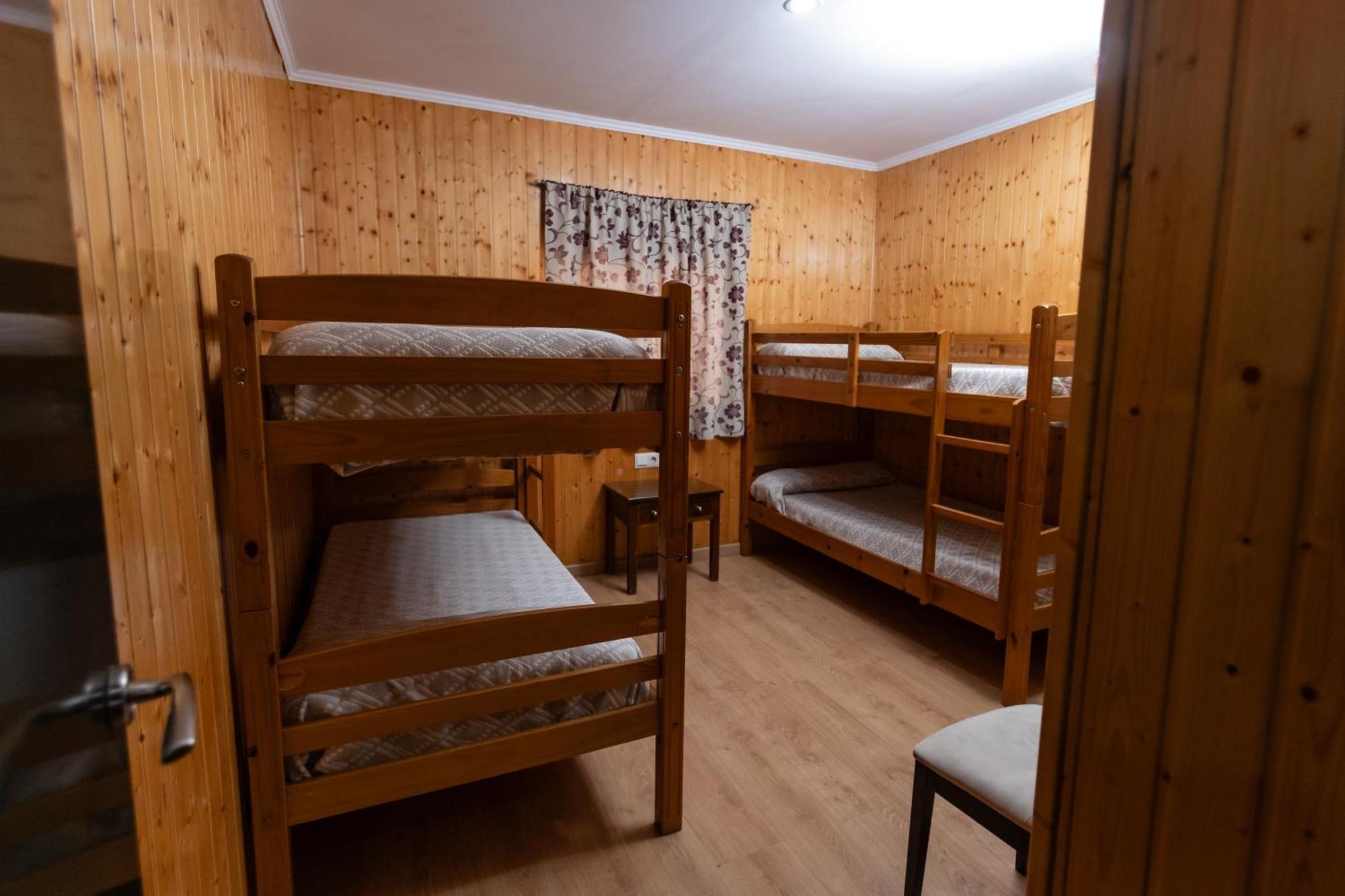 Holiday park Hostal - Bungalows Camping Caceres