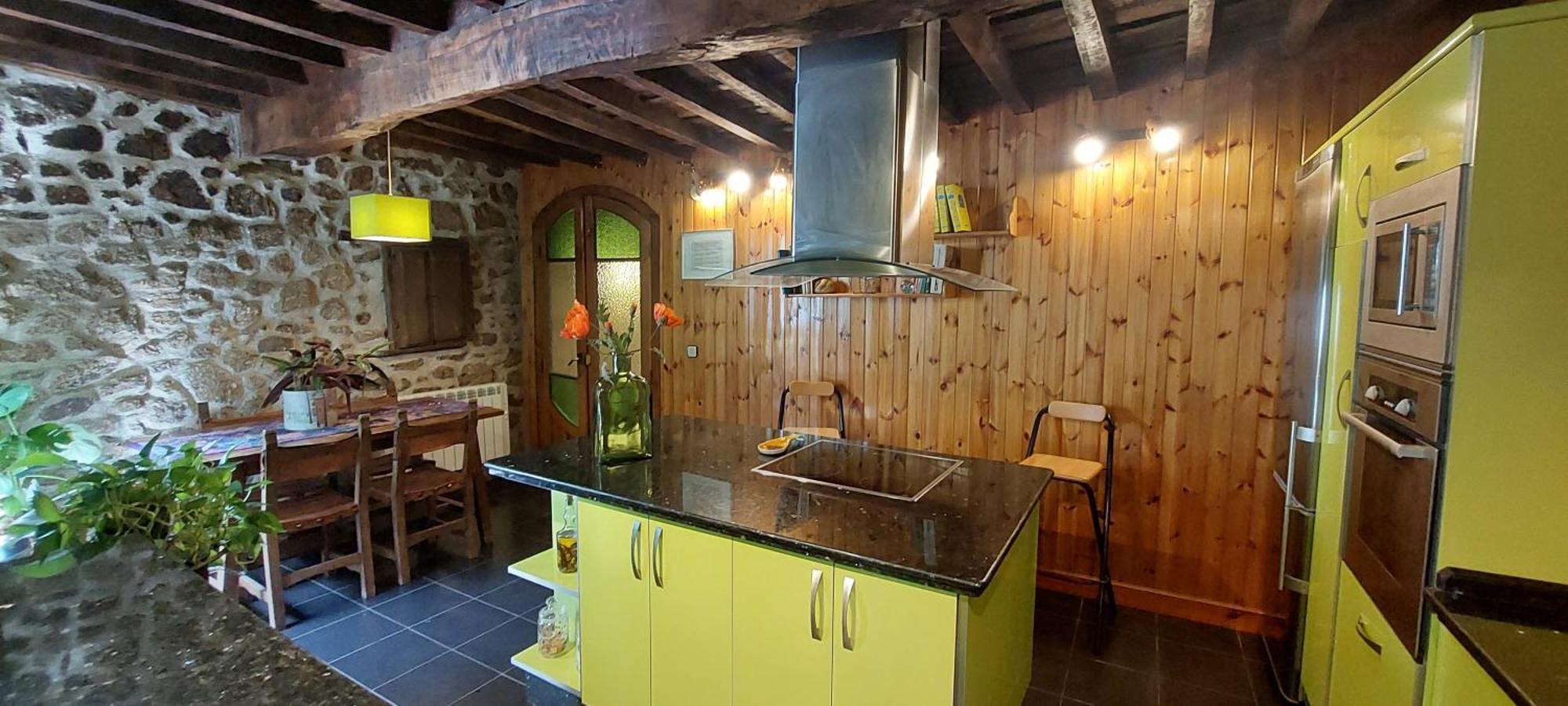 La Casa De Su Banos De Montemayor