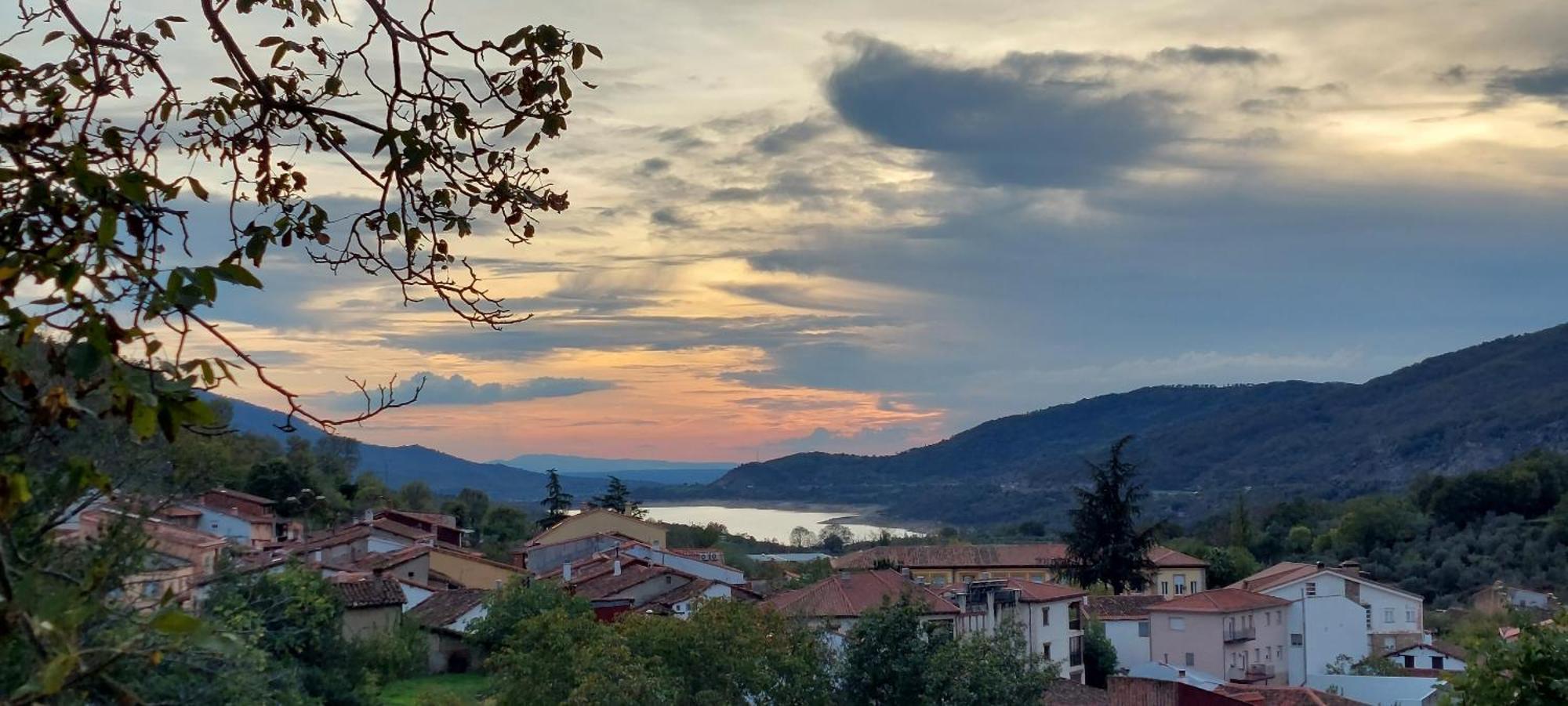 La Casa De Su * Banos De Montemayor