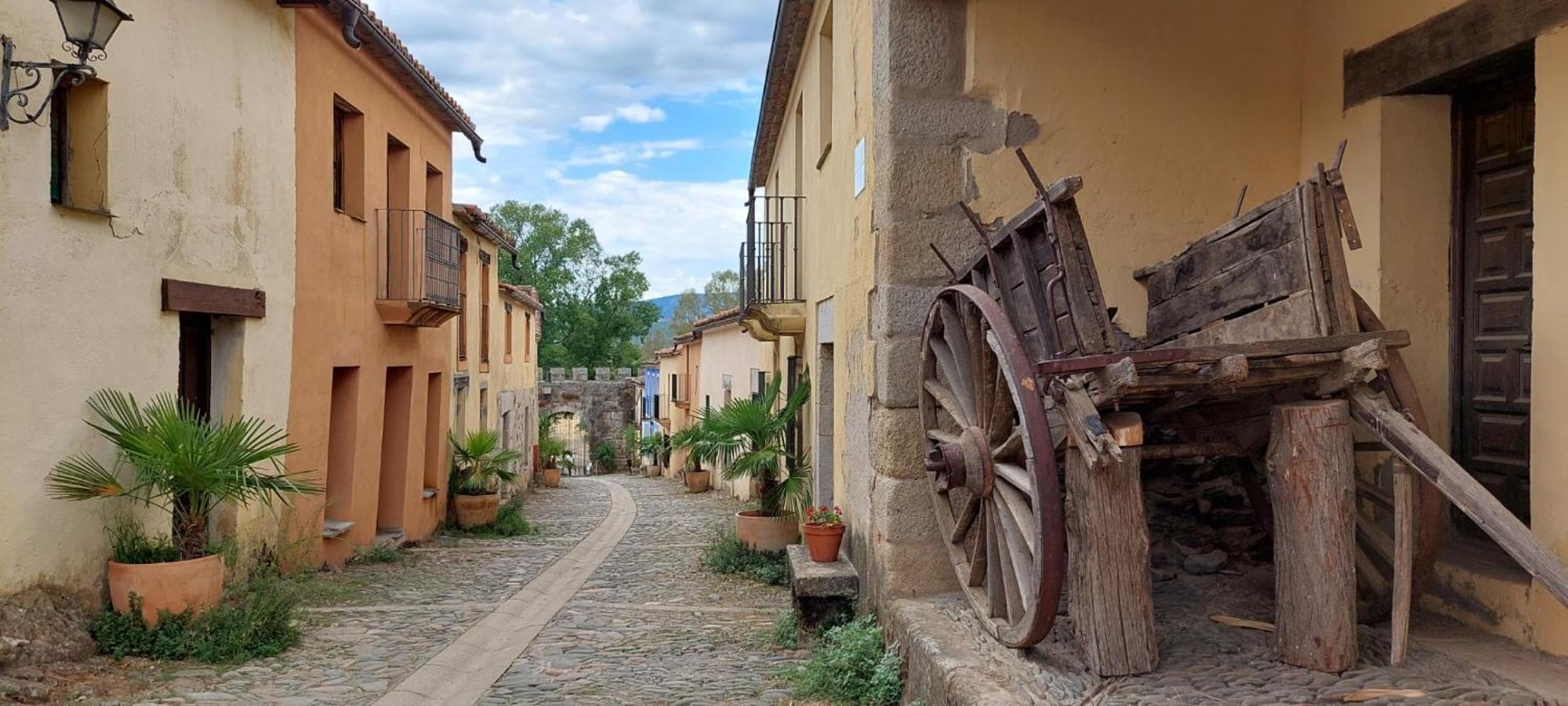 La Casa De Su * Banos De Montemayor