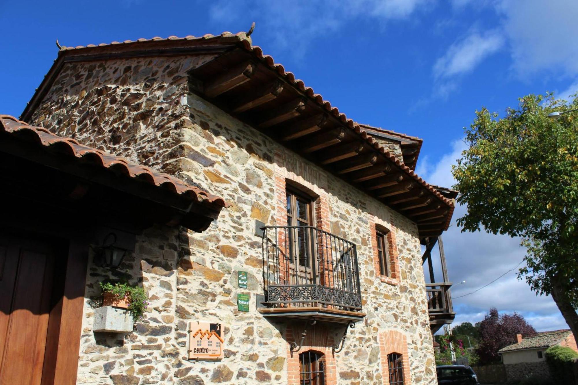 La Forqueta Y El Fontanal Casa rural *