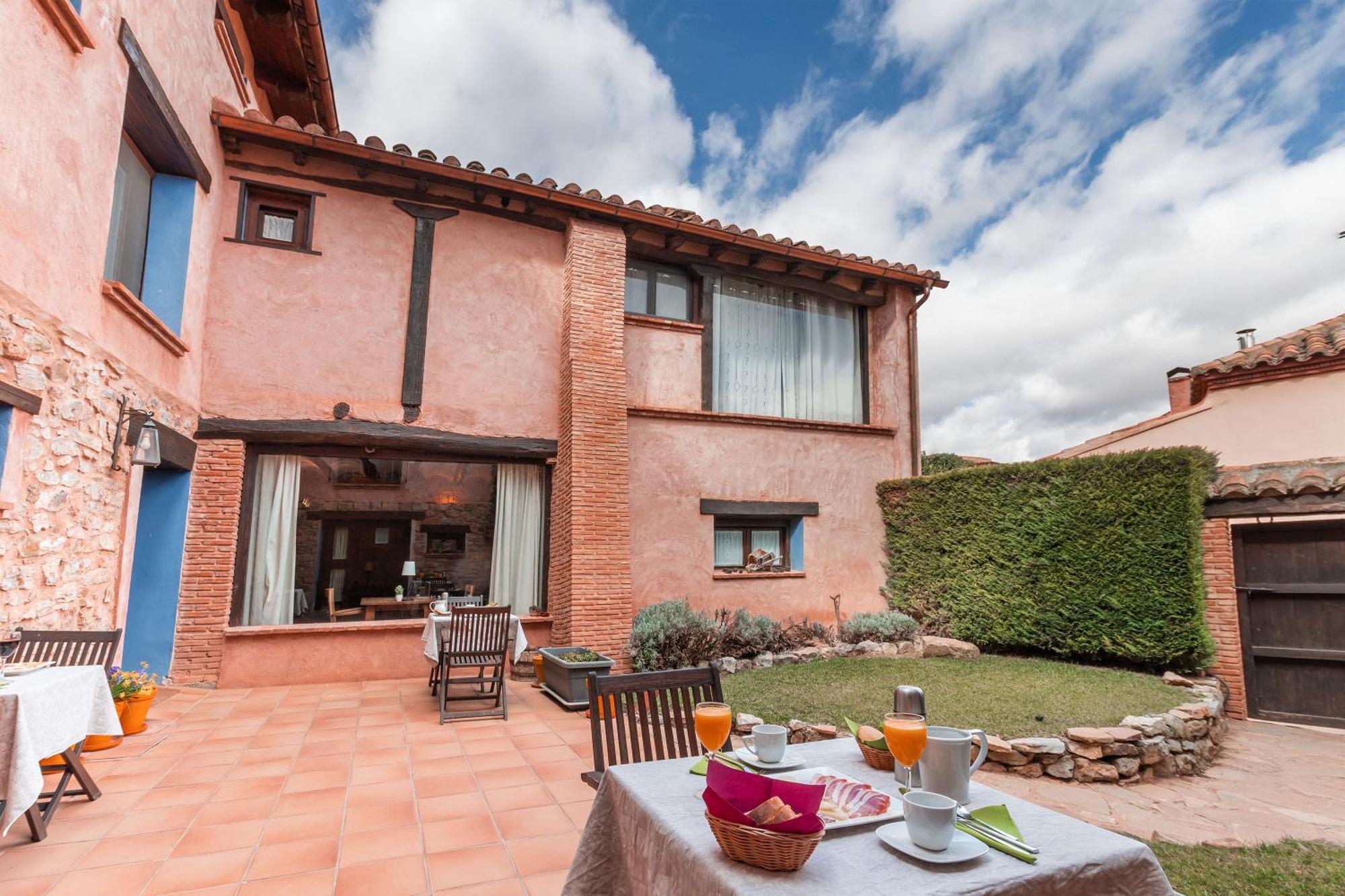 Country house La Carreteria Camanas