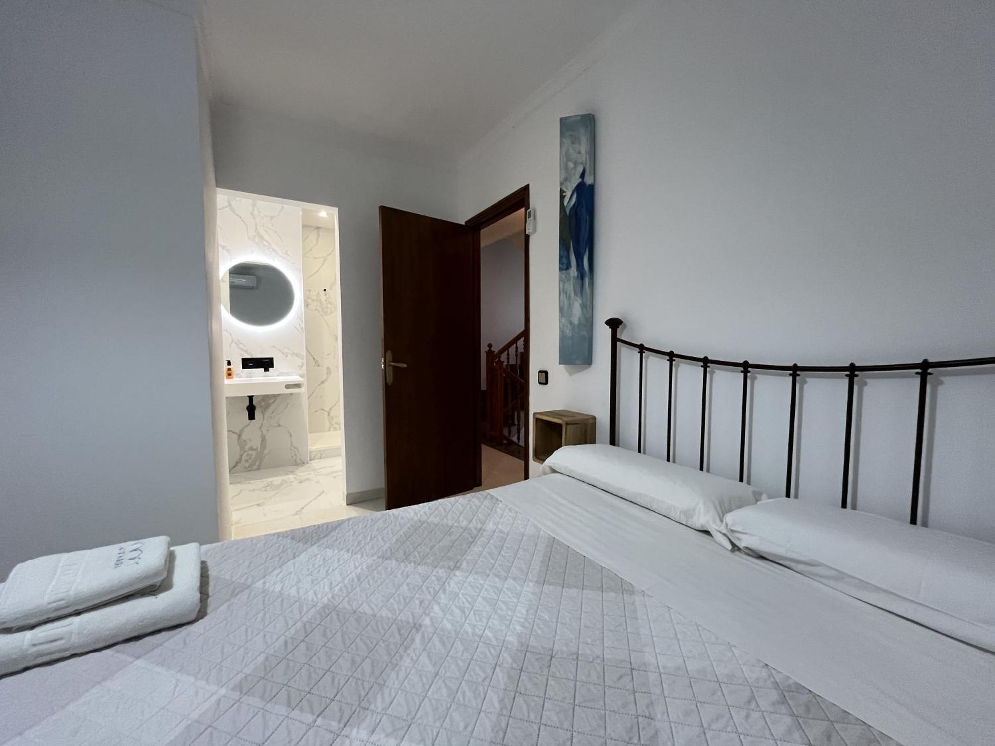 Masia Botargo 9 Hab 8 Banos Piscina Porche Holiday home