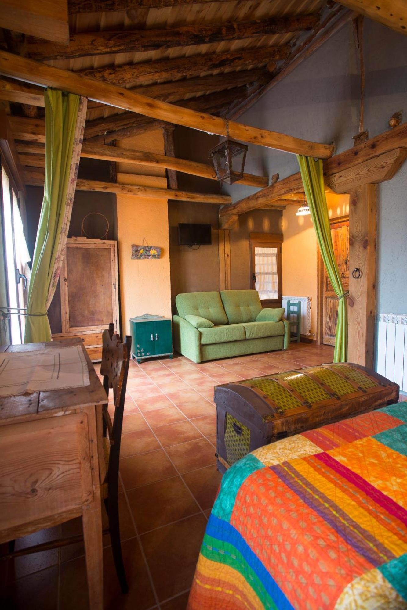Inma, Segovia ,hoces Del Duraton Y Cerca De Madrid Casa rural