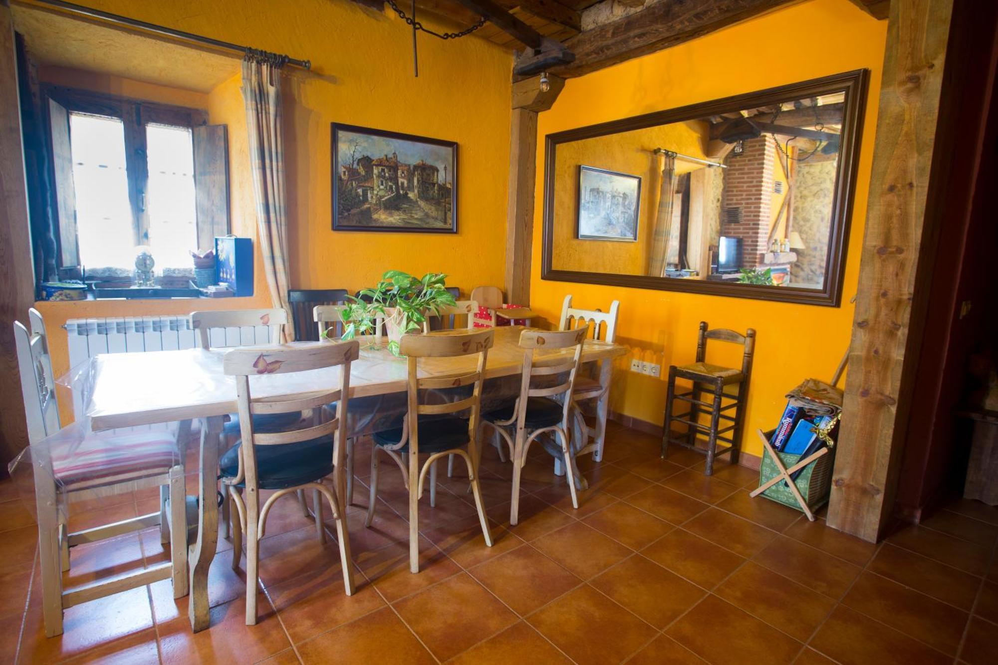 Casa rural Inma, Segovia ,hoces Del Duraton Y Cerca De Madrid Munoveros