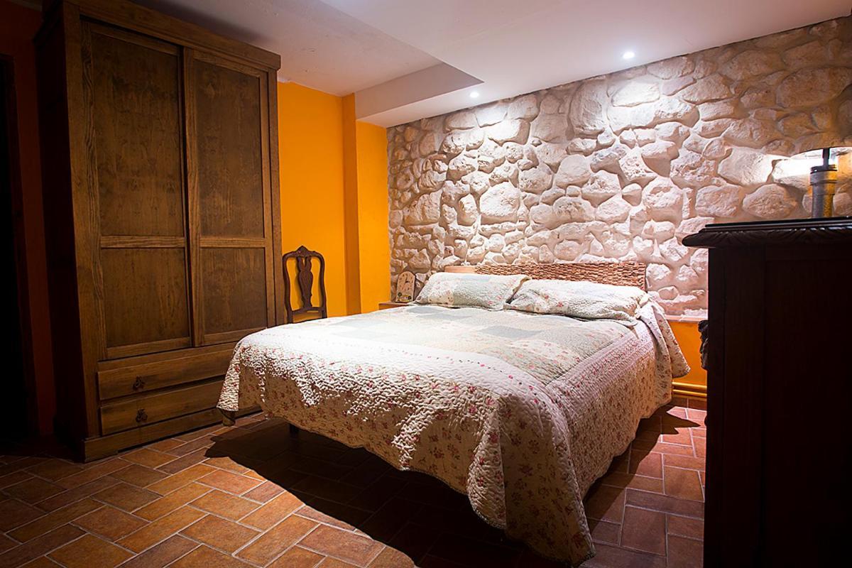 Inma, Segovia ,hoces Del Duraton Y Cerca De Madrid * Munoveros