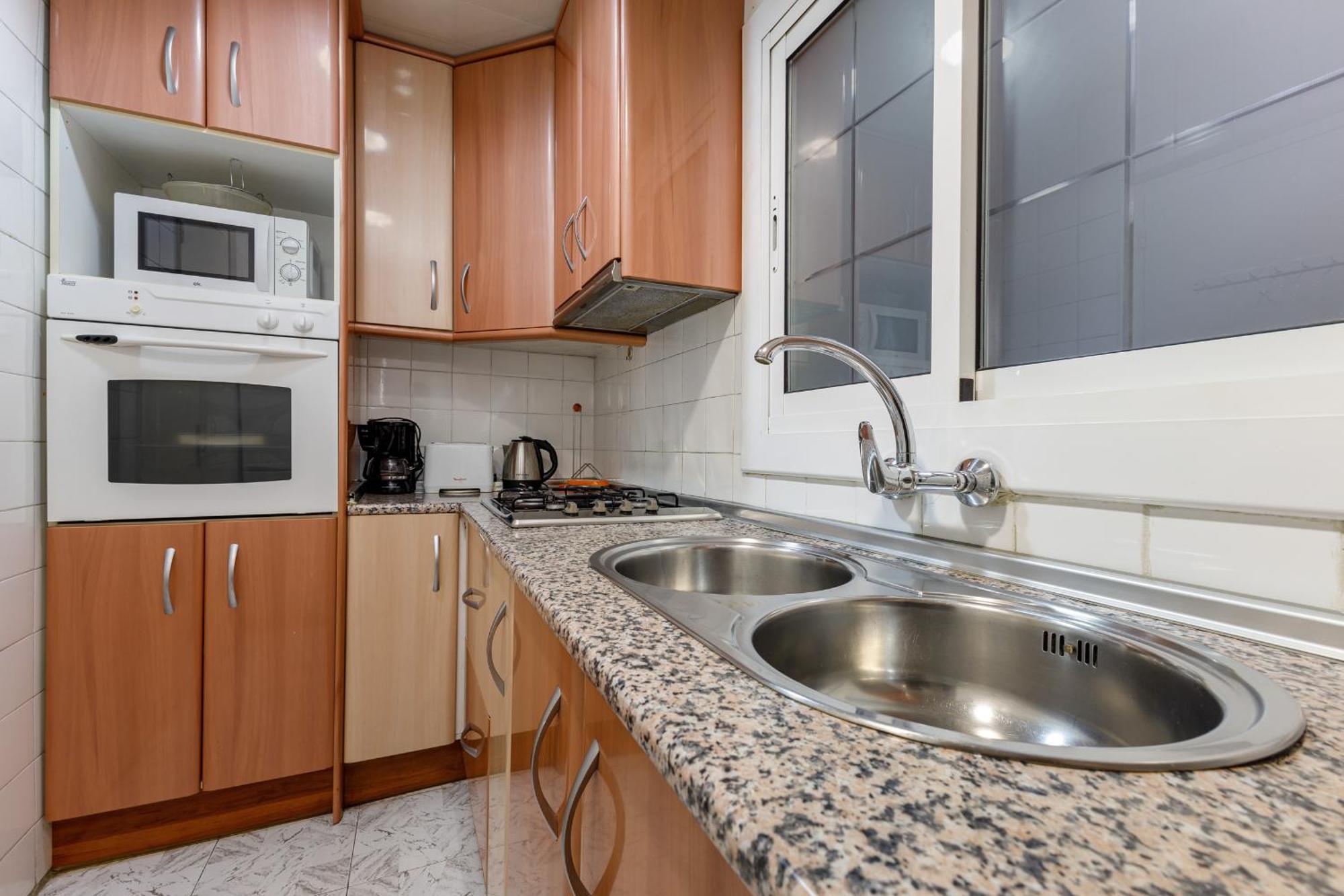 Bright Close To Congress Center & Port *