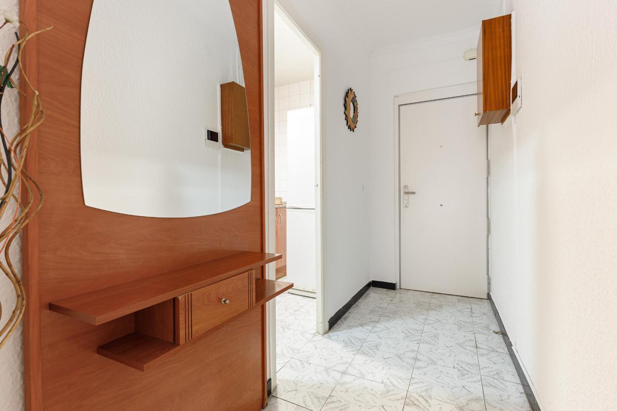 Apartamento Bright Close To Congress Center & Port