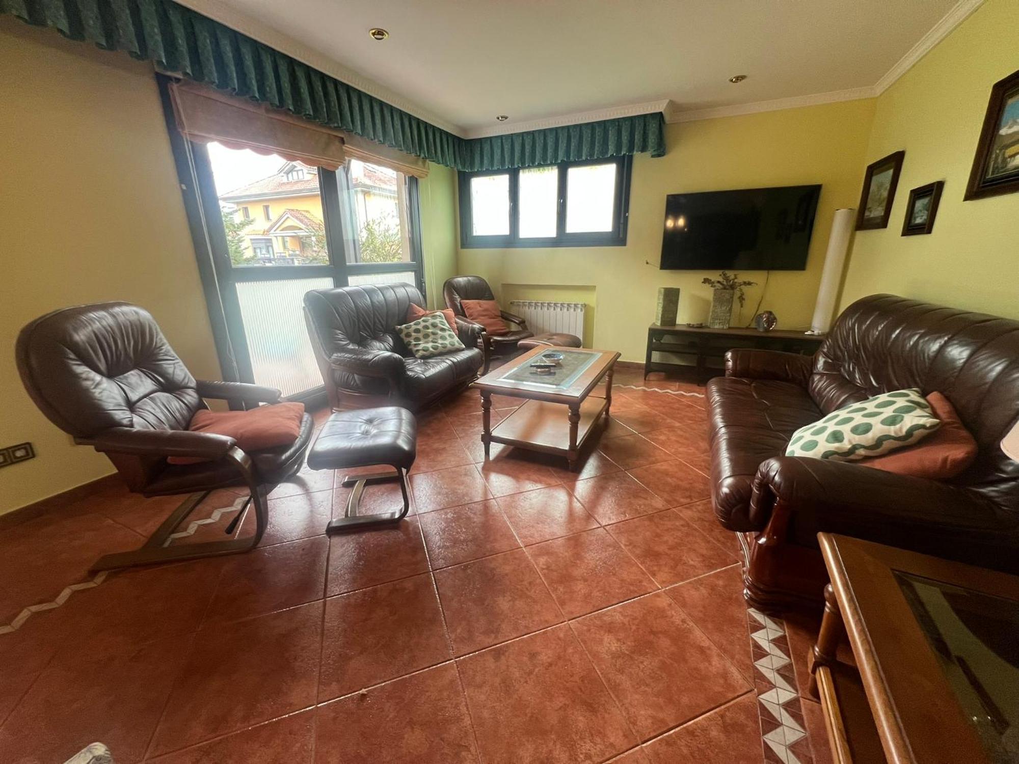 Villa Casatelvallanes *