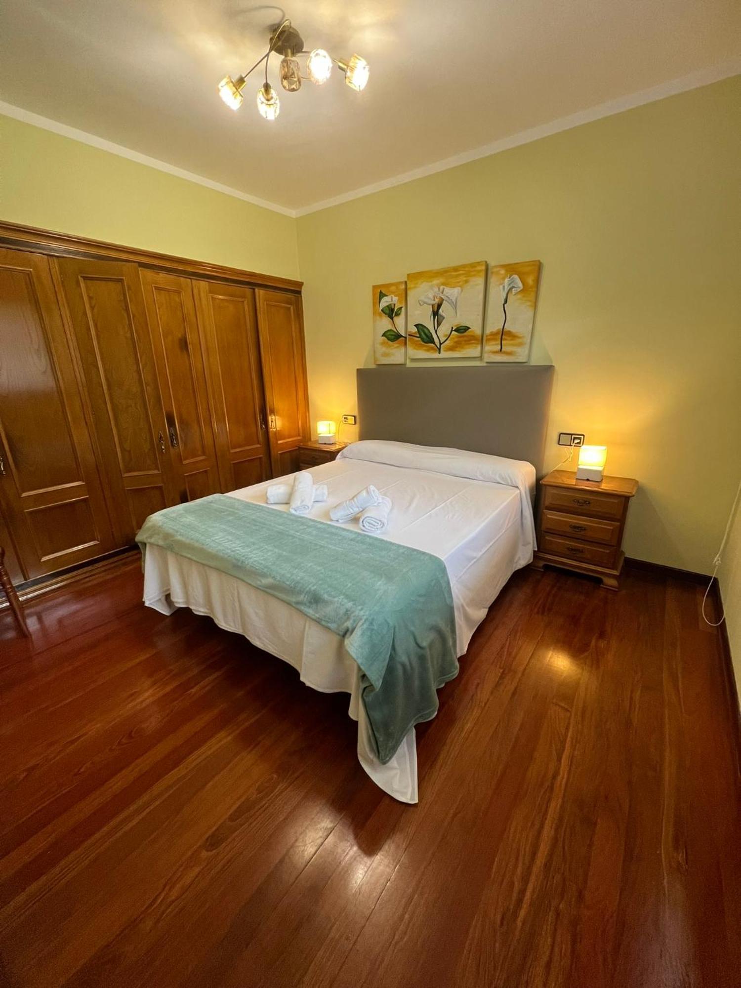 Casatelvallanes Villa *