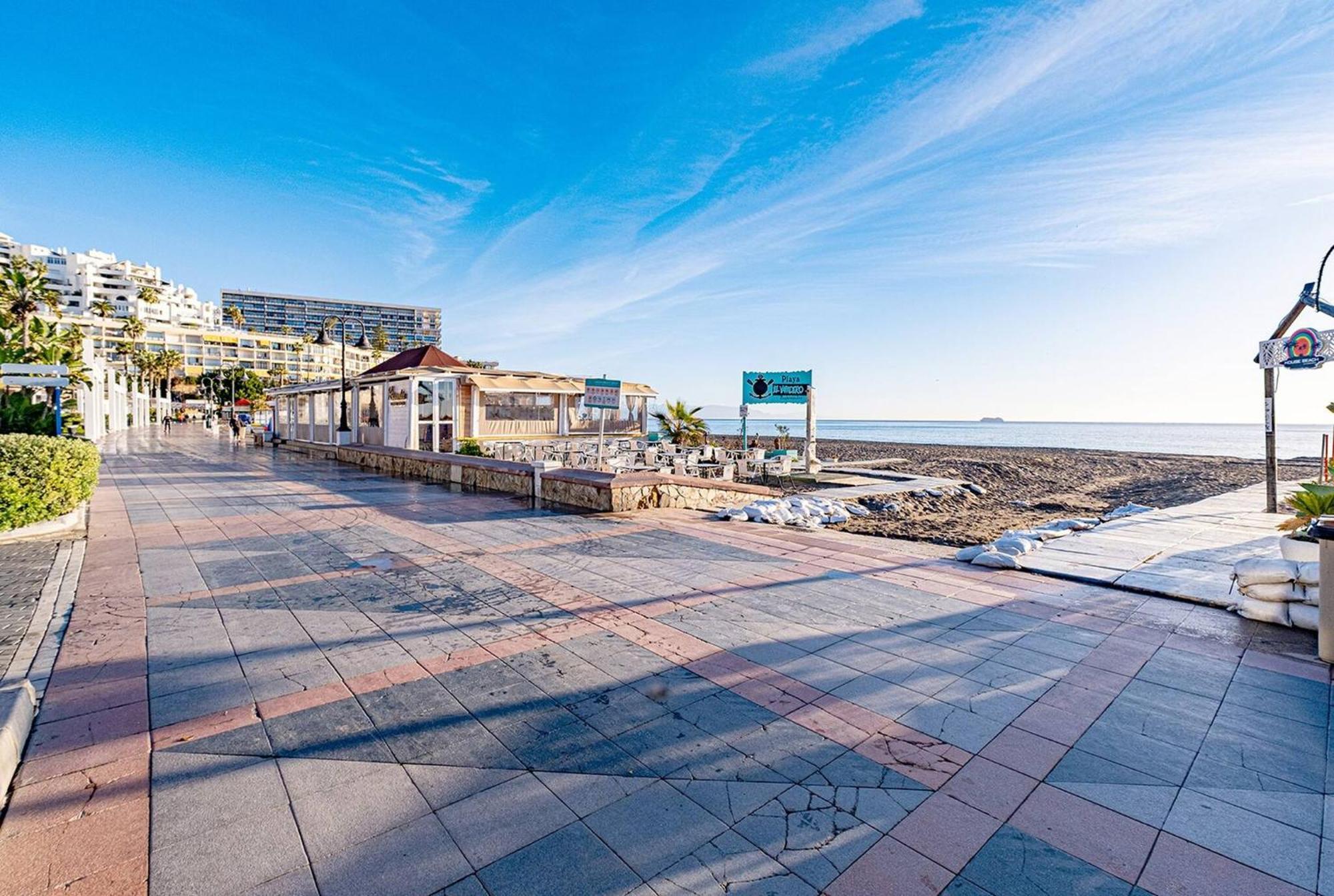Conjunto De Corales – La Carihuela 031 * Torremolinos