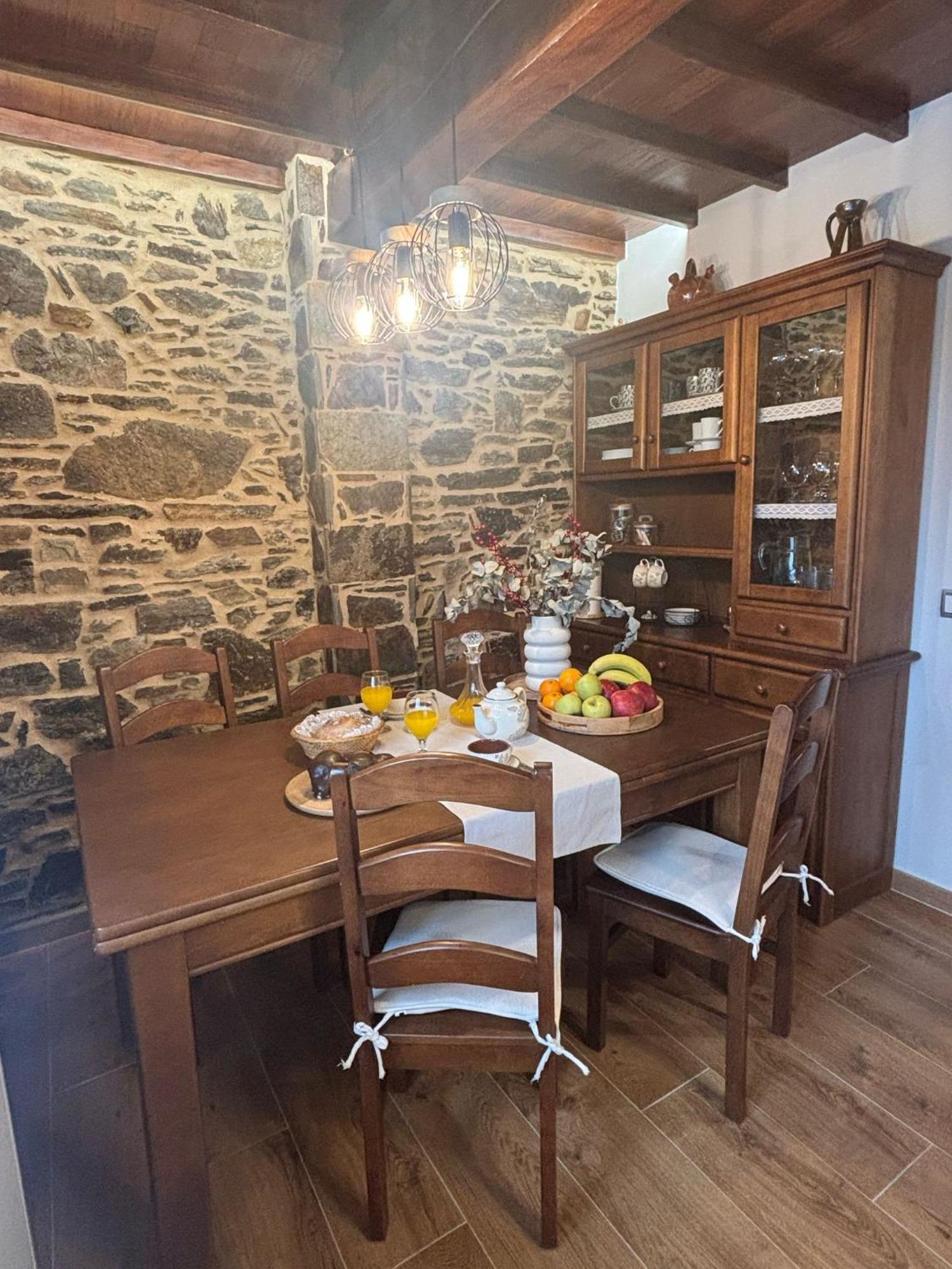 Holiday home Casa Tarrio Con Piscina - Santiago De Compostela
