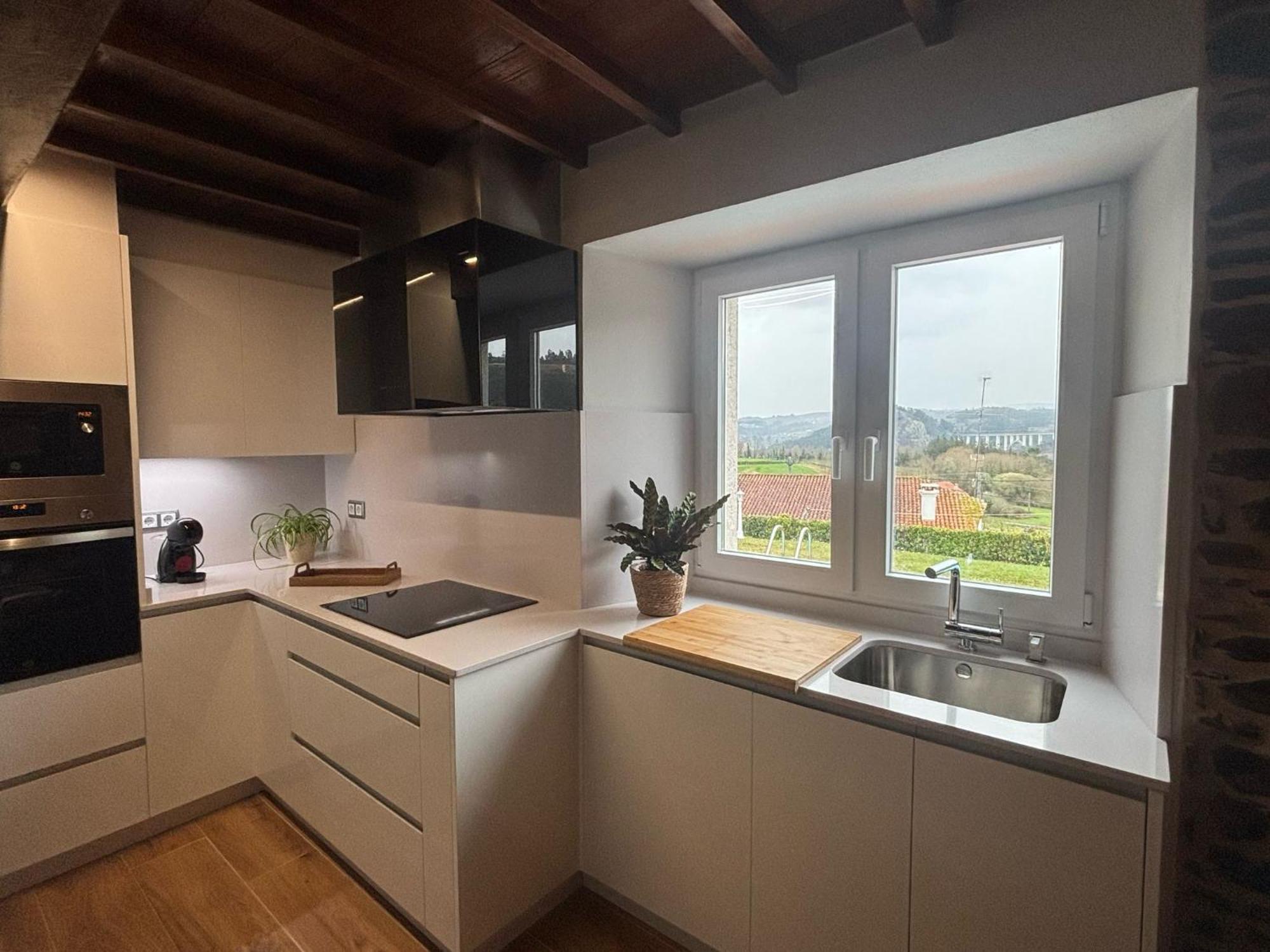 Casa Tarrio Con Piscina - Santiago De Compostela Boqueixon