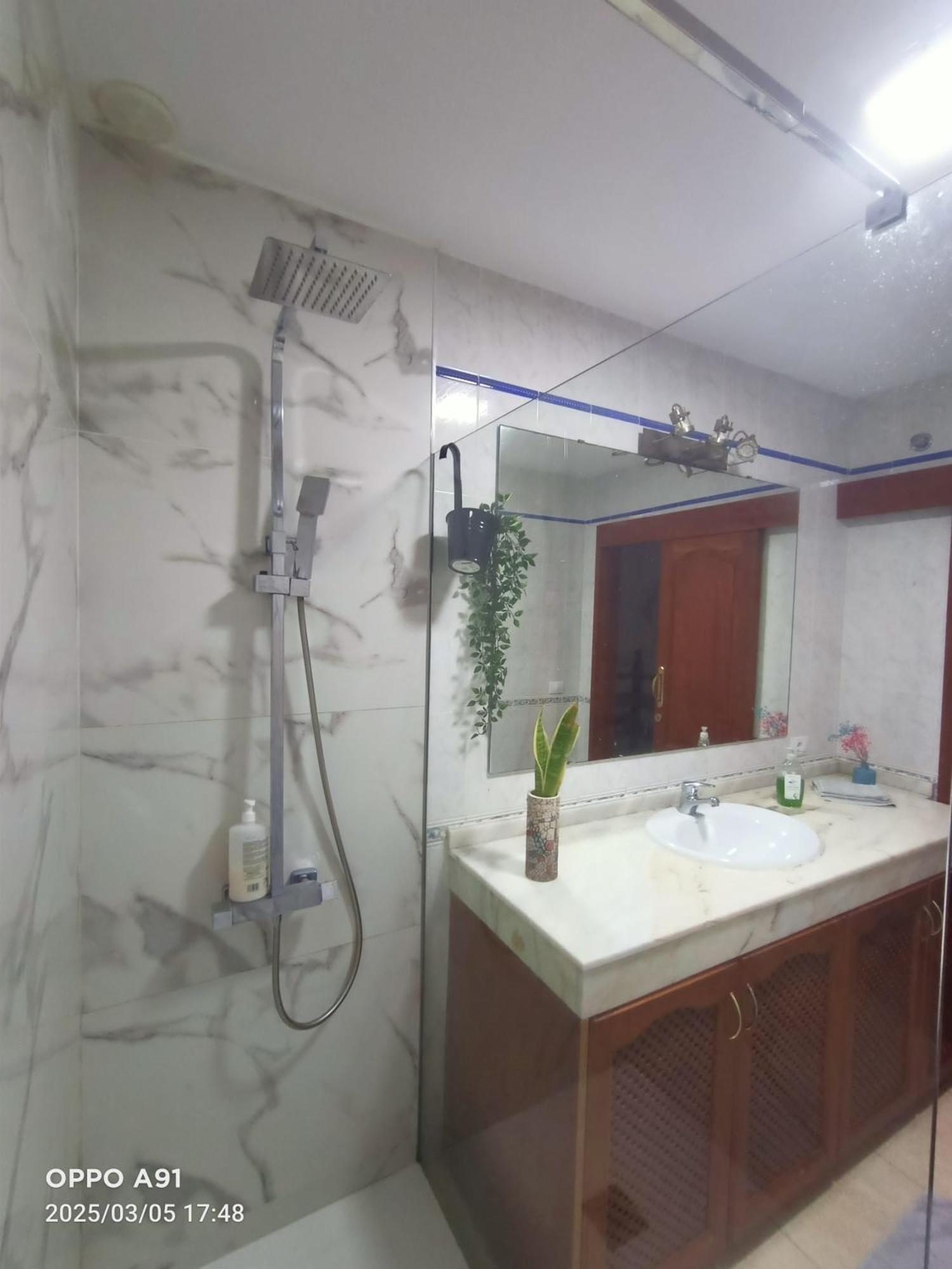 Privada Tenefe Homestay Vecindario (Gran Canaria)