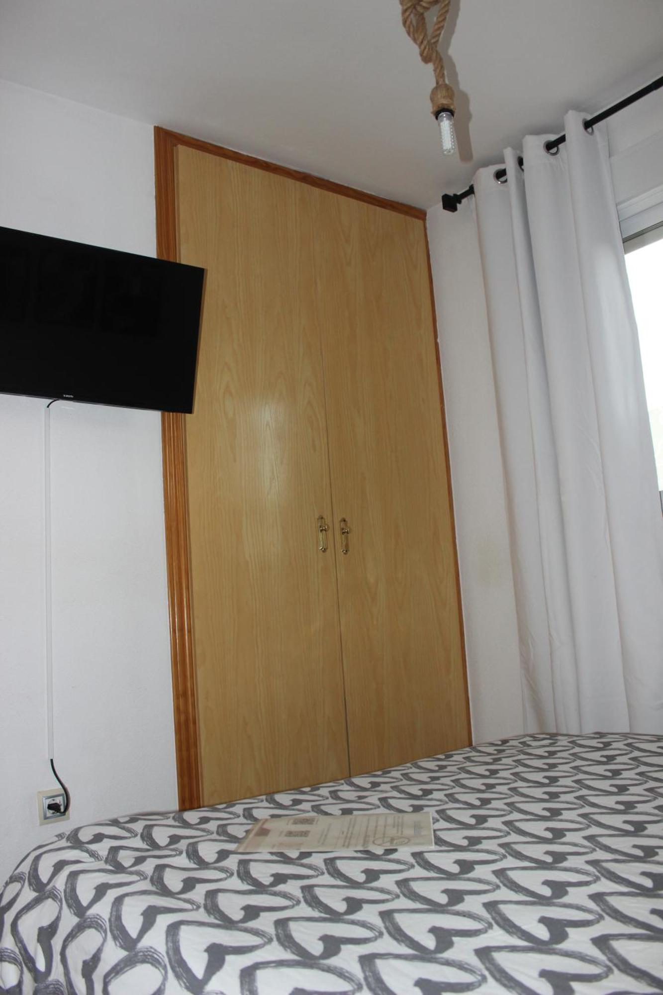 Homestay Casa De Huespedes De Hortensias Bustarviejo