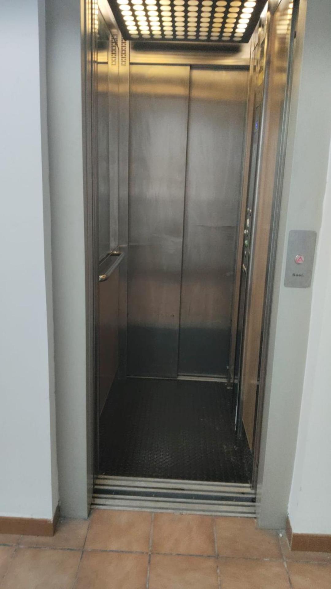 Hotel H28 Camas