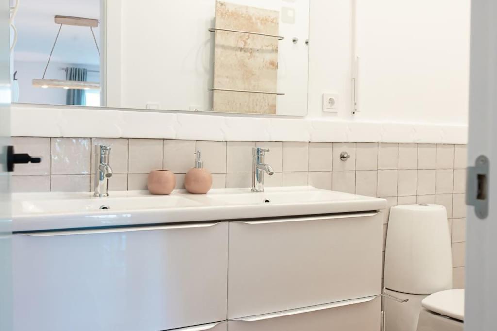 Apartamento Moraima Junto A Card