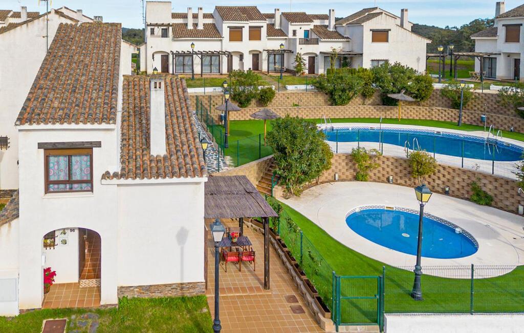 Сasa de vacaciones En Sierramagna, Piscina Abierta El Ronquillo
