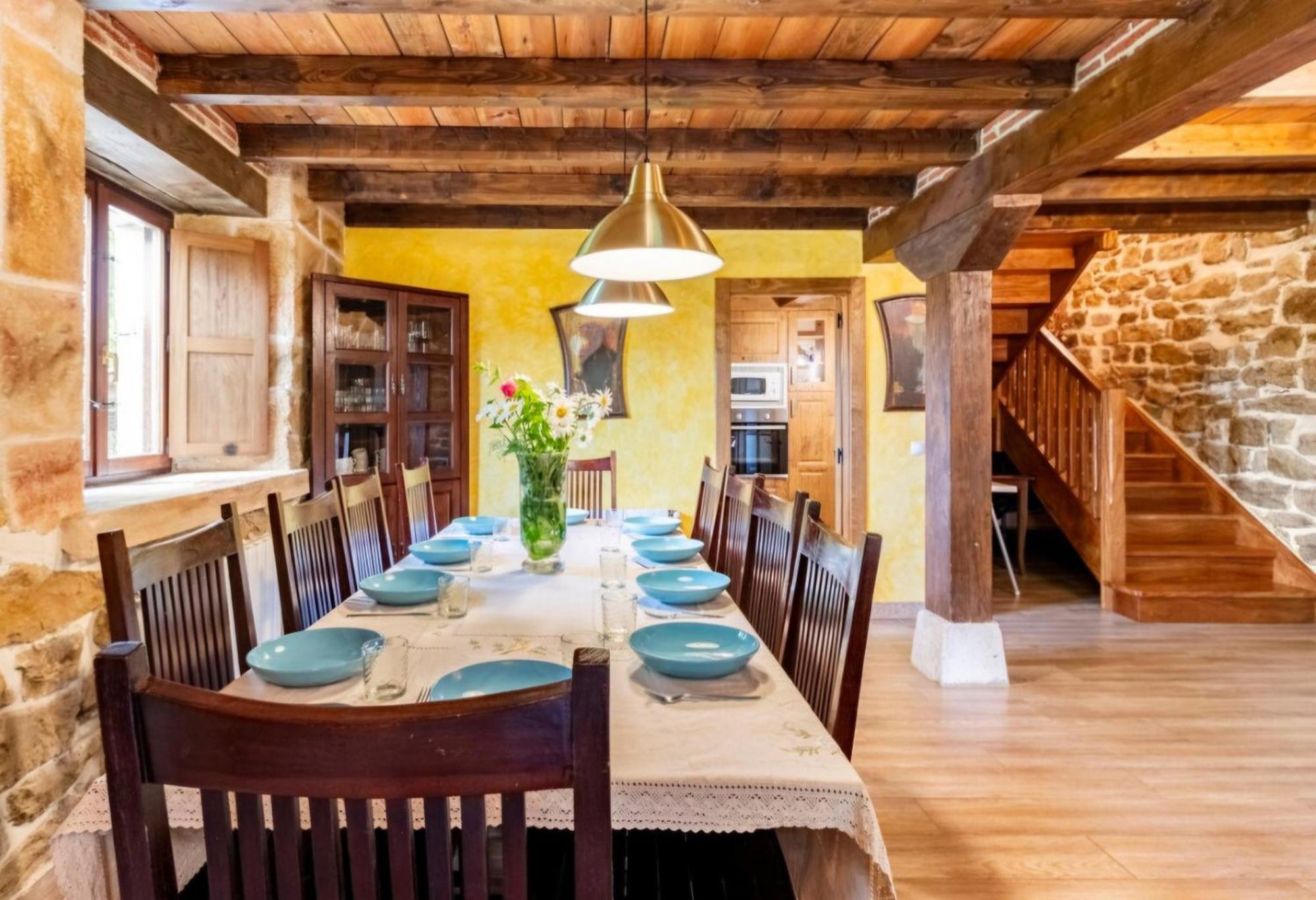 Casa De Pueblo Golondrinas De Luena Сasa de vacaciones