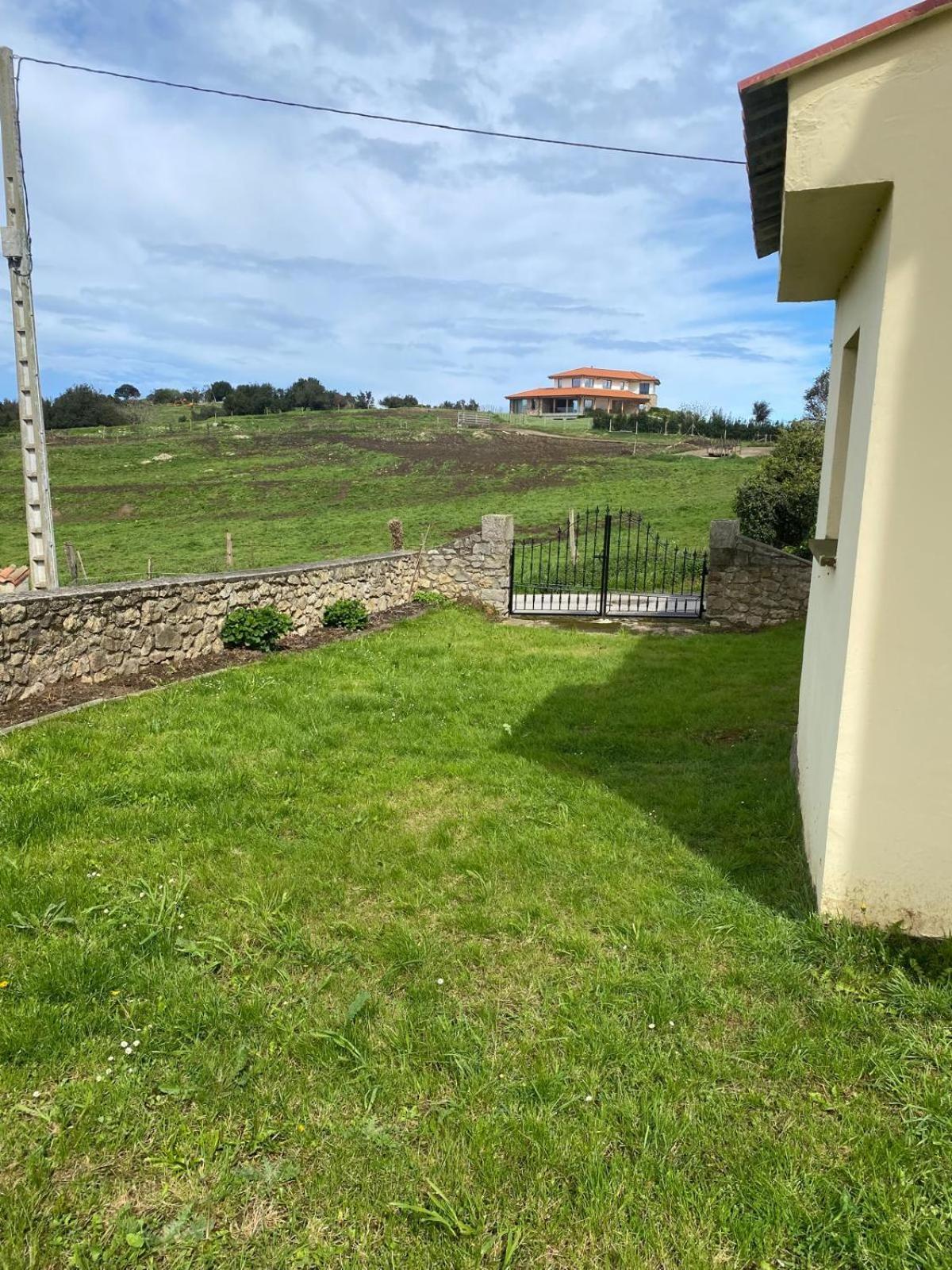 La Portilla De *
