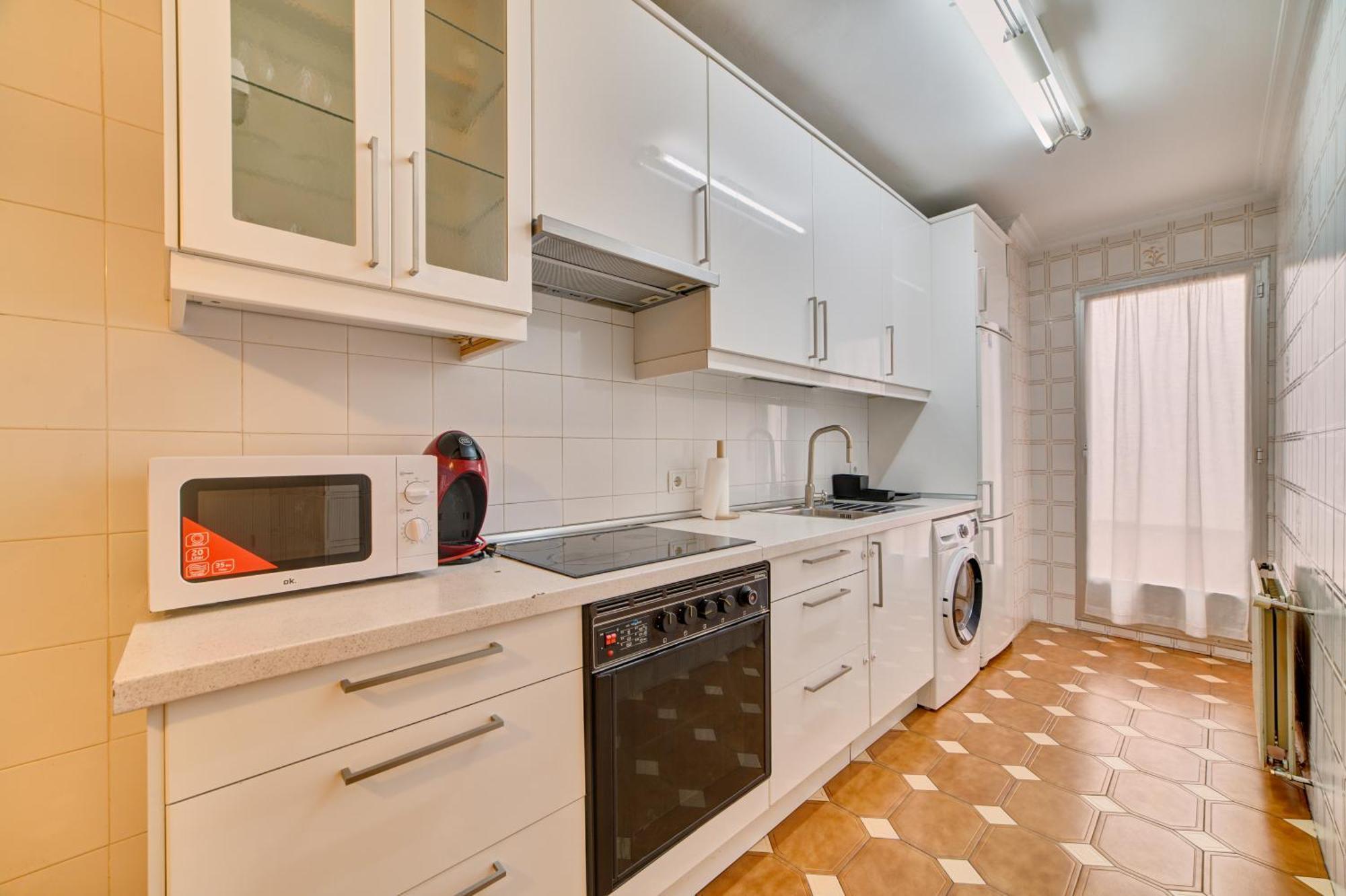 Apartment Breton De Herreros *