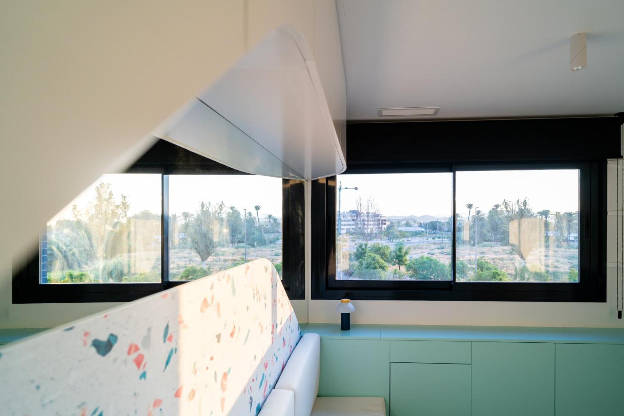 Apartamento De Diseno Con Piscina Y Gimnasio By Elconserje Murcia