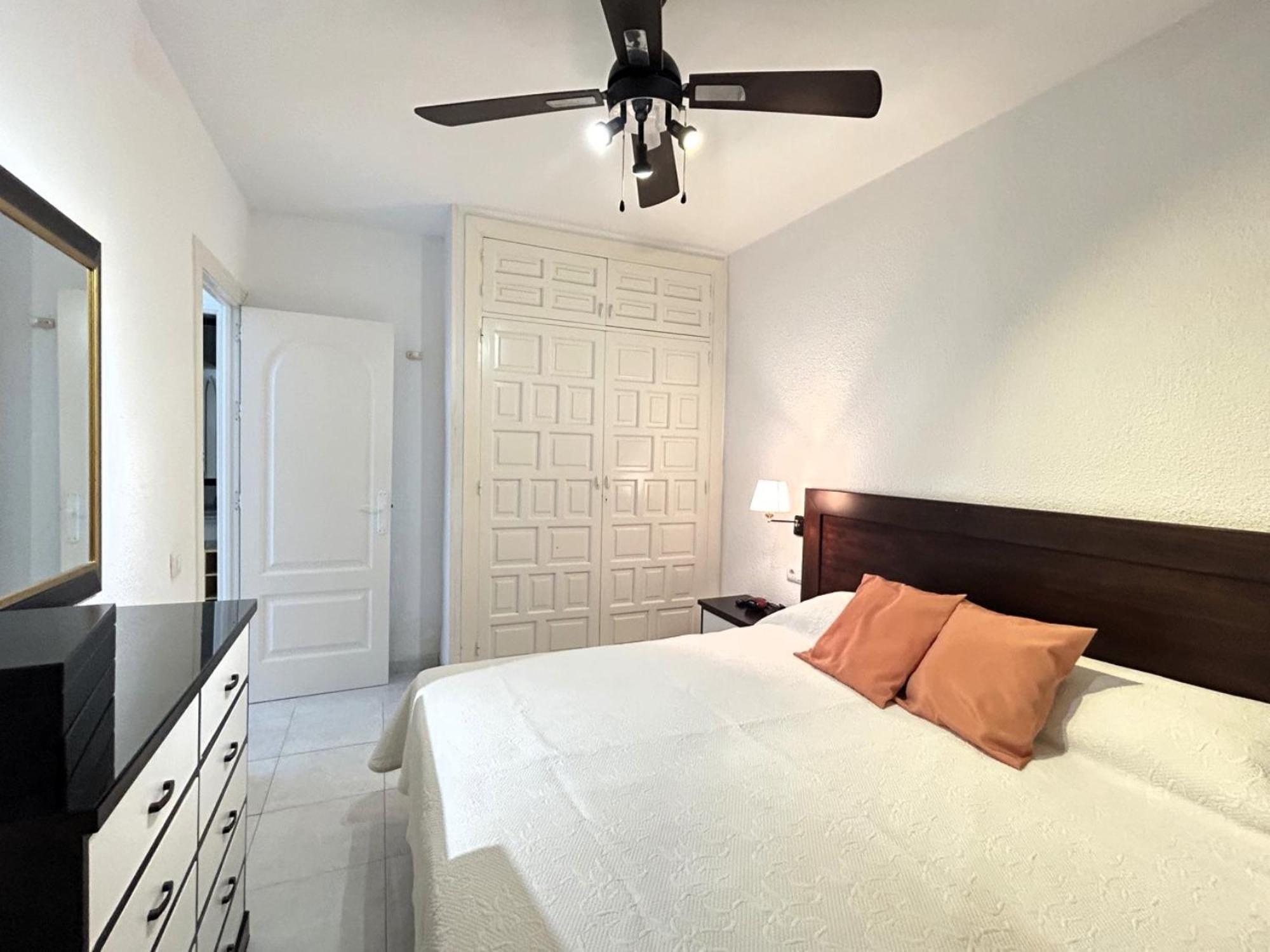El Yate Apartment *