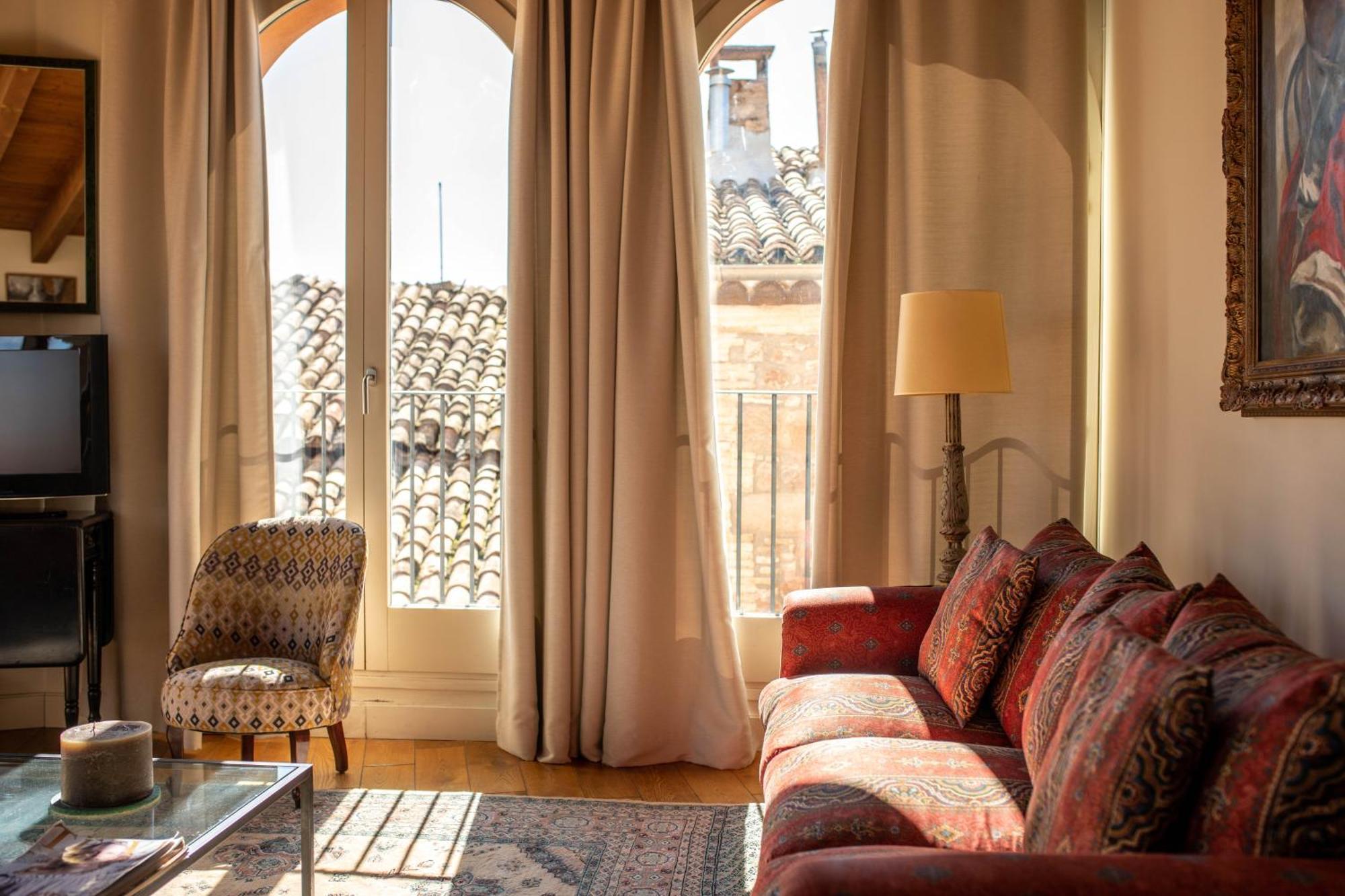 Luxury Penthouse By Duquessa Collection Cardona