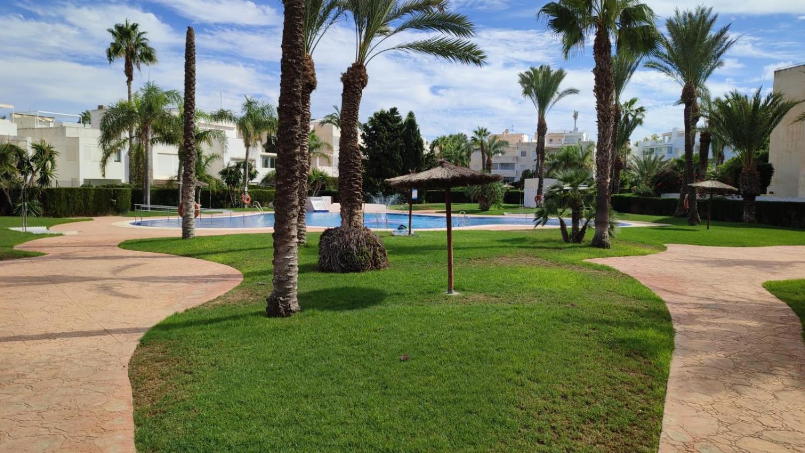 Discover Perfect Apartment, Only 300m Away Apartment