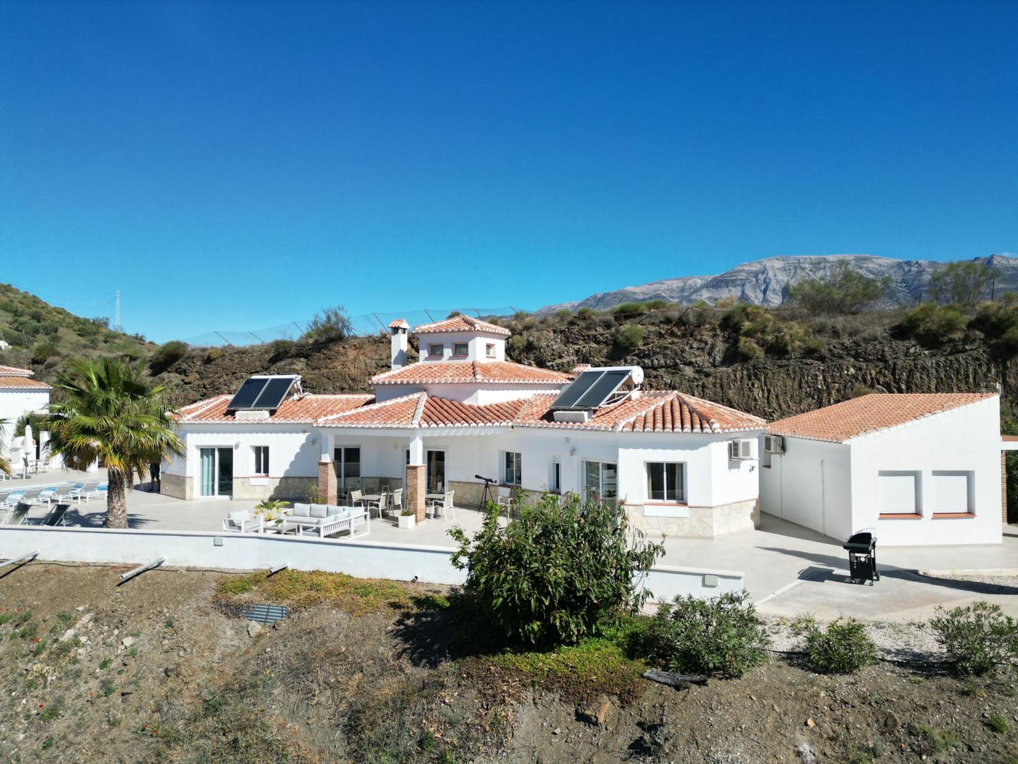 Casa Pura Vista 3*