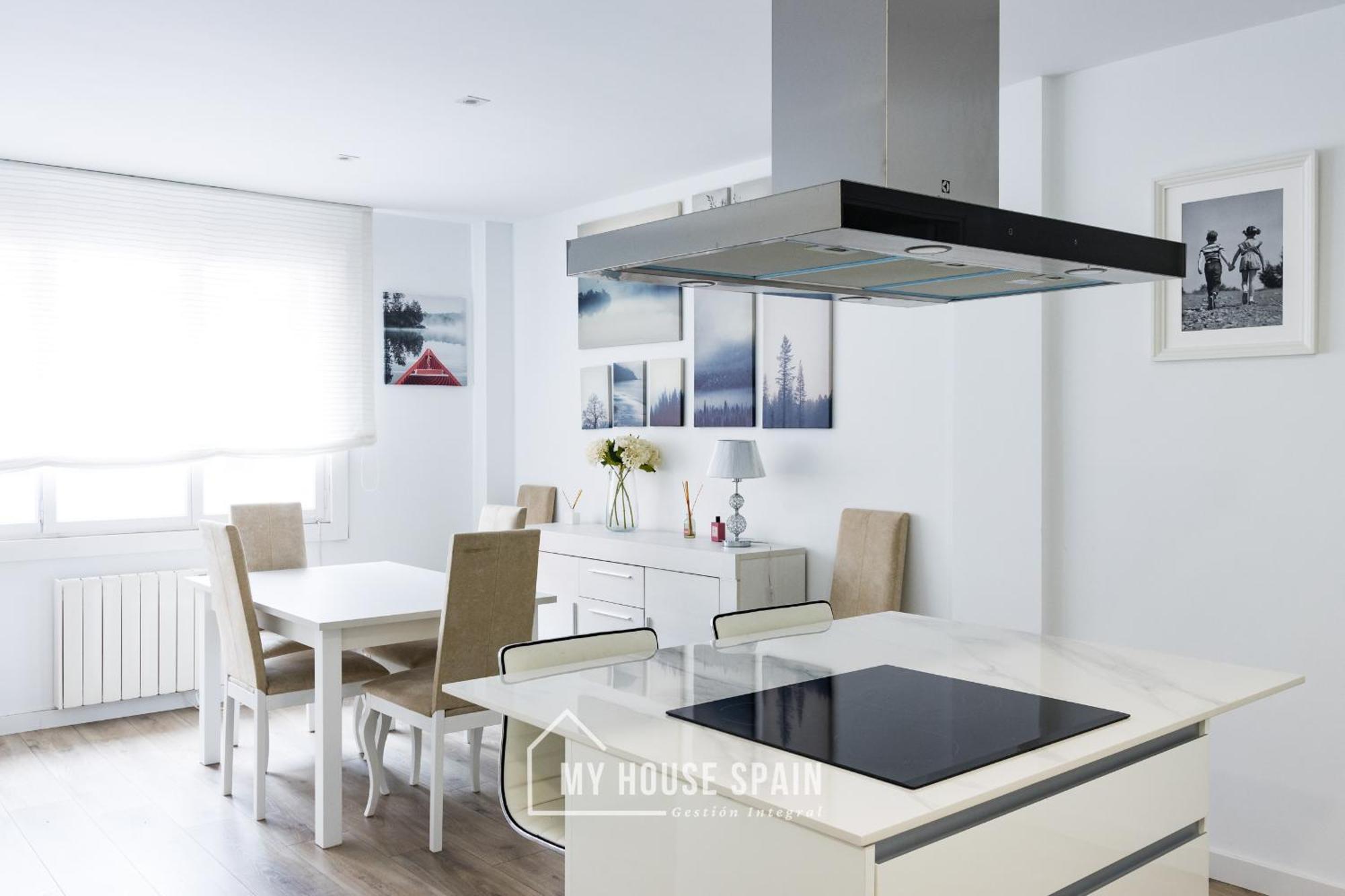 Apartamento Piso En Centro A Pocos Minutos De Playas *