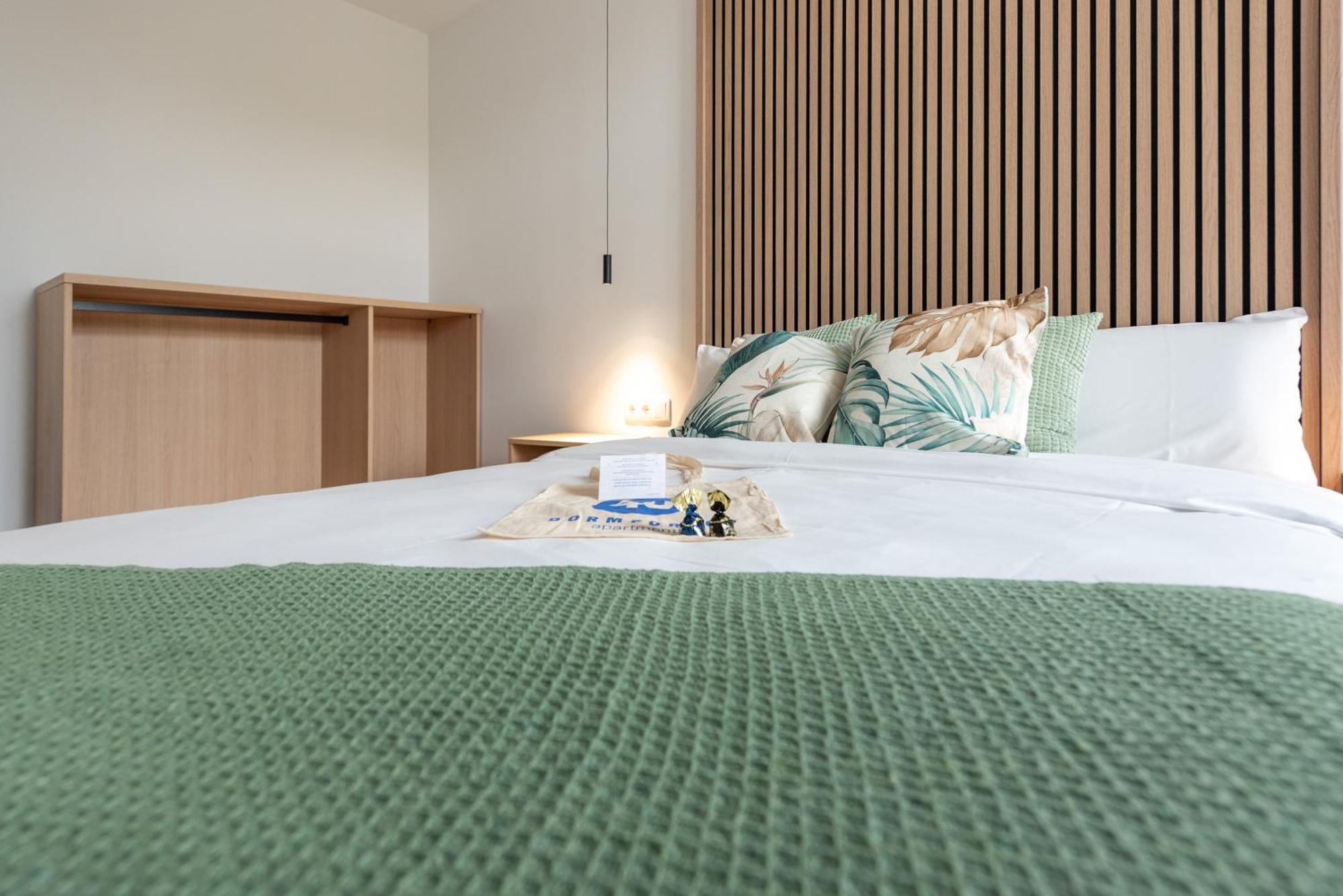 Dorm4you Arena Apartahotel *