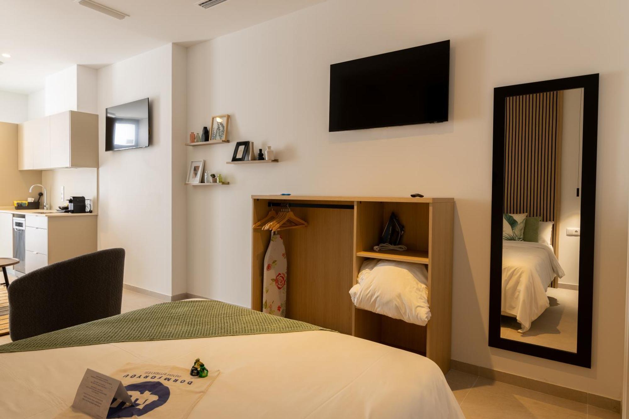 Dorm4you Arena Apartahotel *