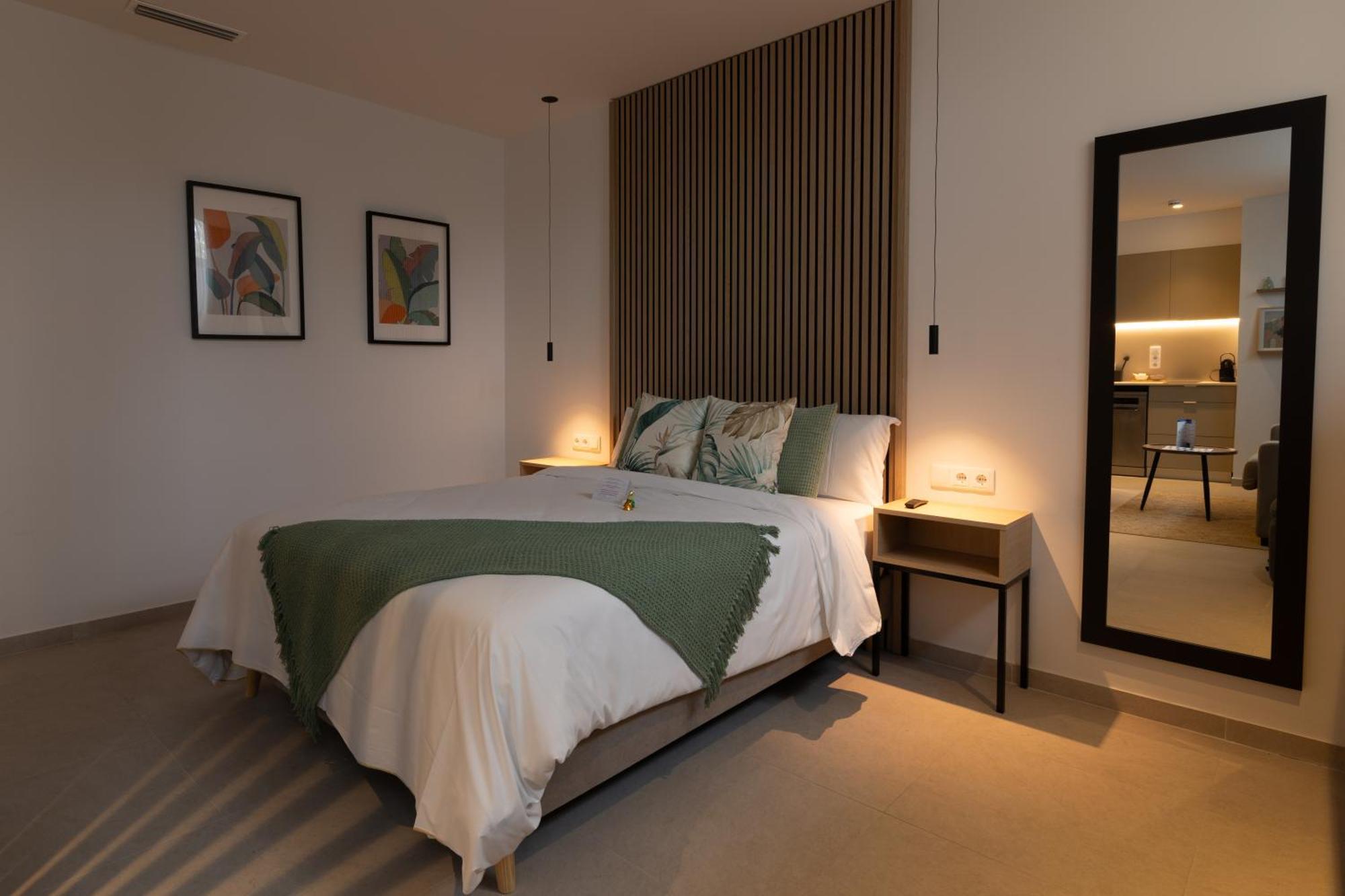 Dorm4you Arena Apartahotel