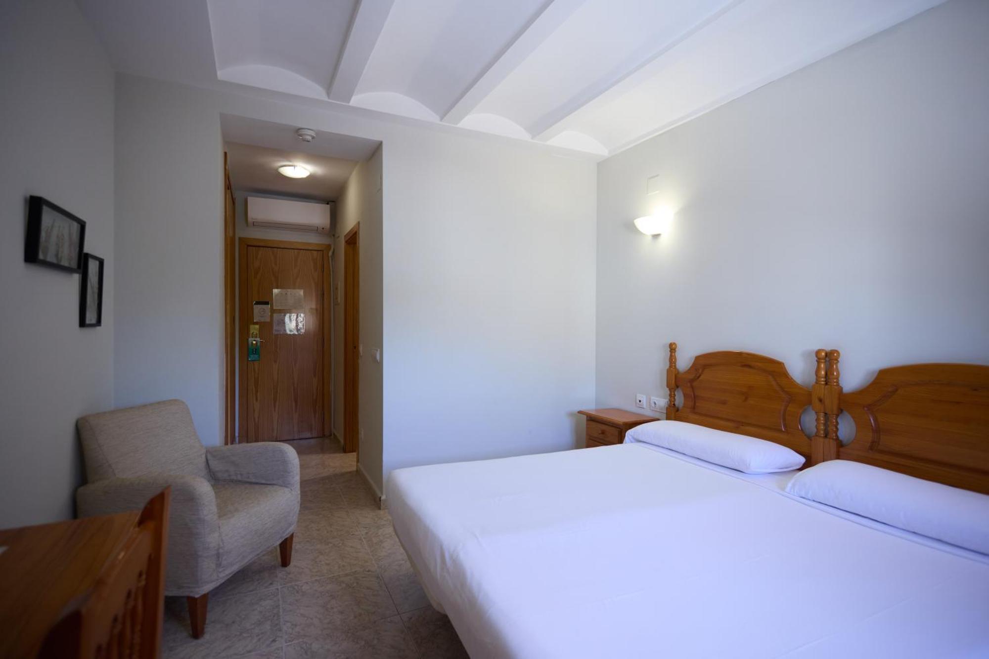 Hotel Rosaleda Doncel 3*