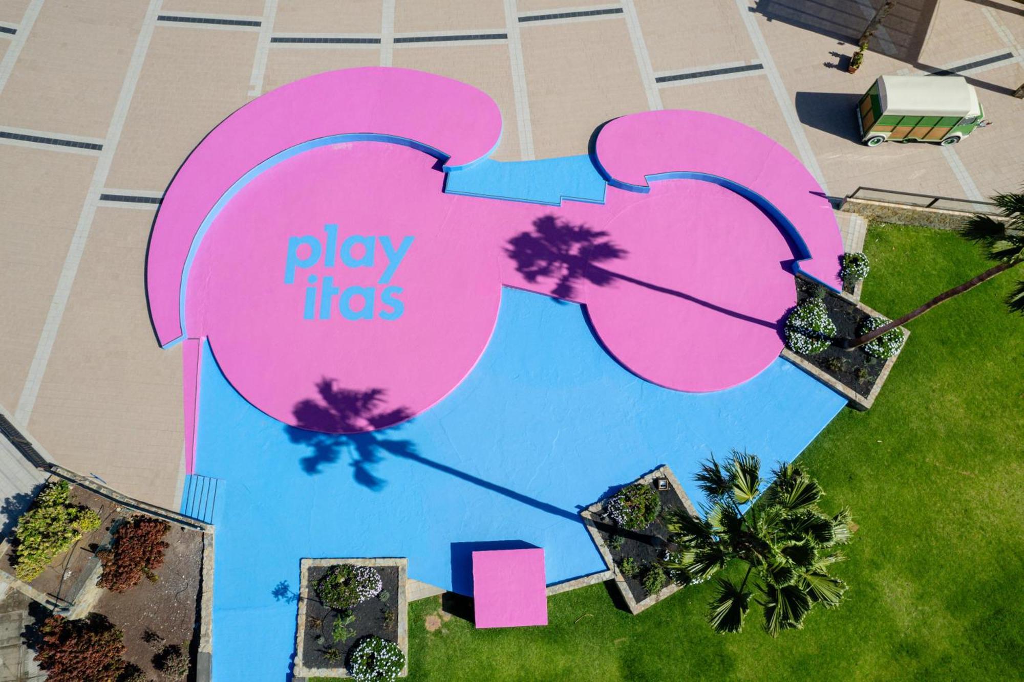 Playitas Apartahotel