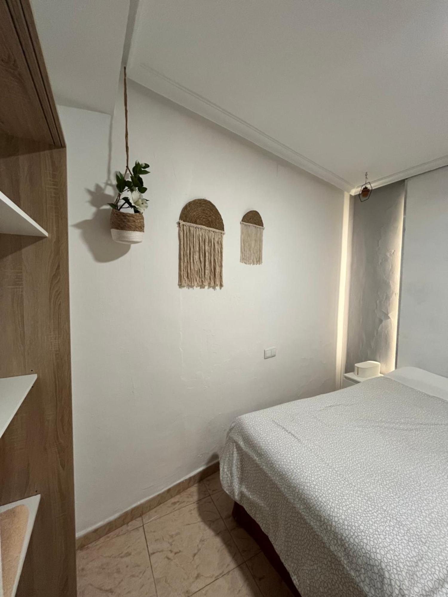 Pensión Roomin 2*