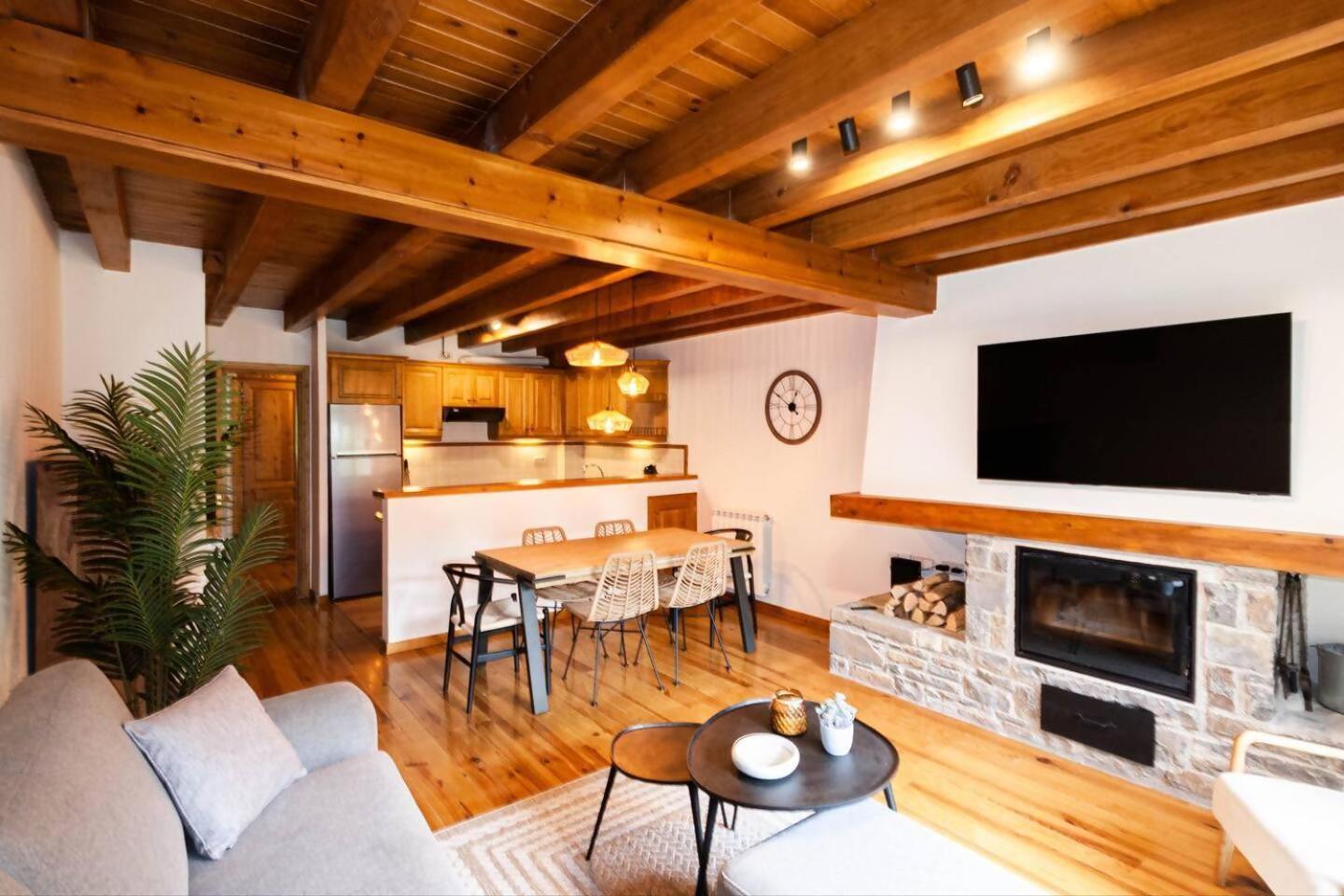 Apartment Espacioso Con Jardin En Salardu