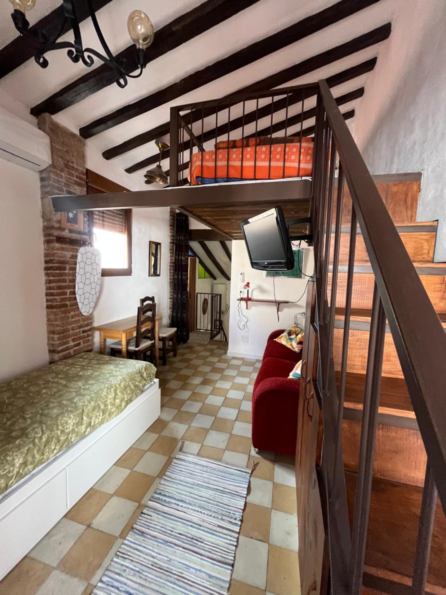 Casco Antiguo Salobena Apartment