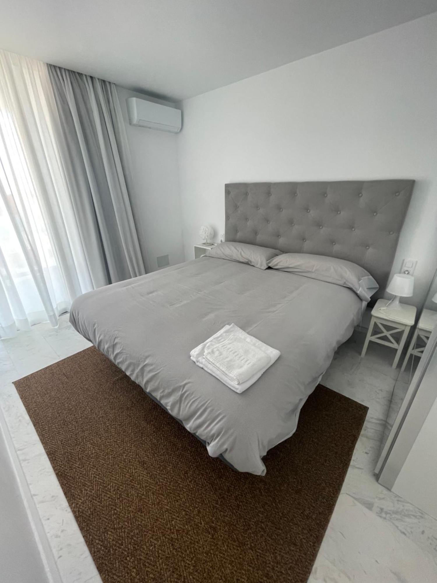 Apartment Paradise *