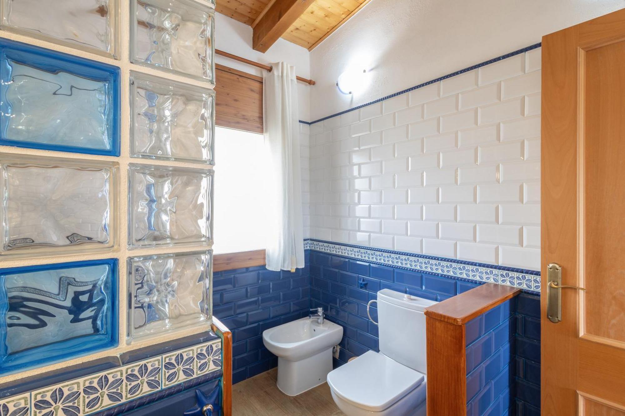 Casa Les Vinyes * Sant Pau d'Ordal