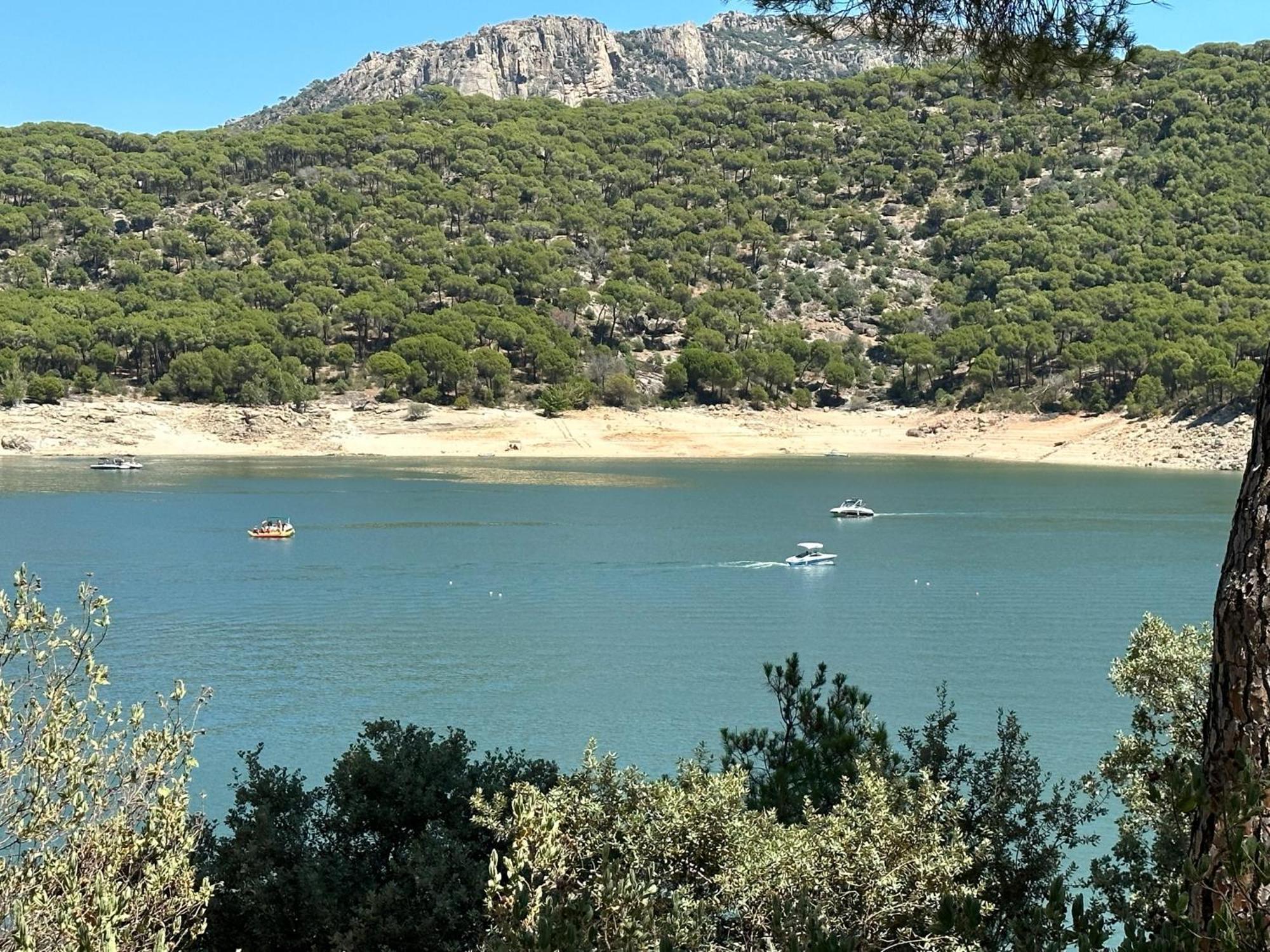Beachside San Martin De Valdeiglecias * San Martín de Valdeiglesias