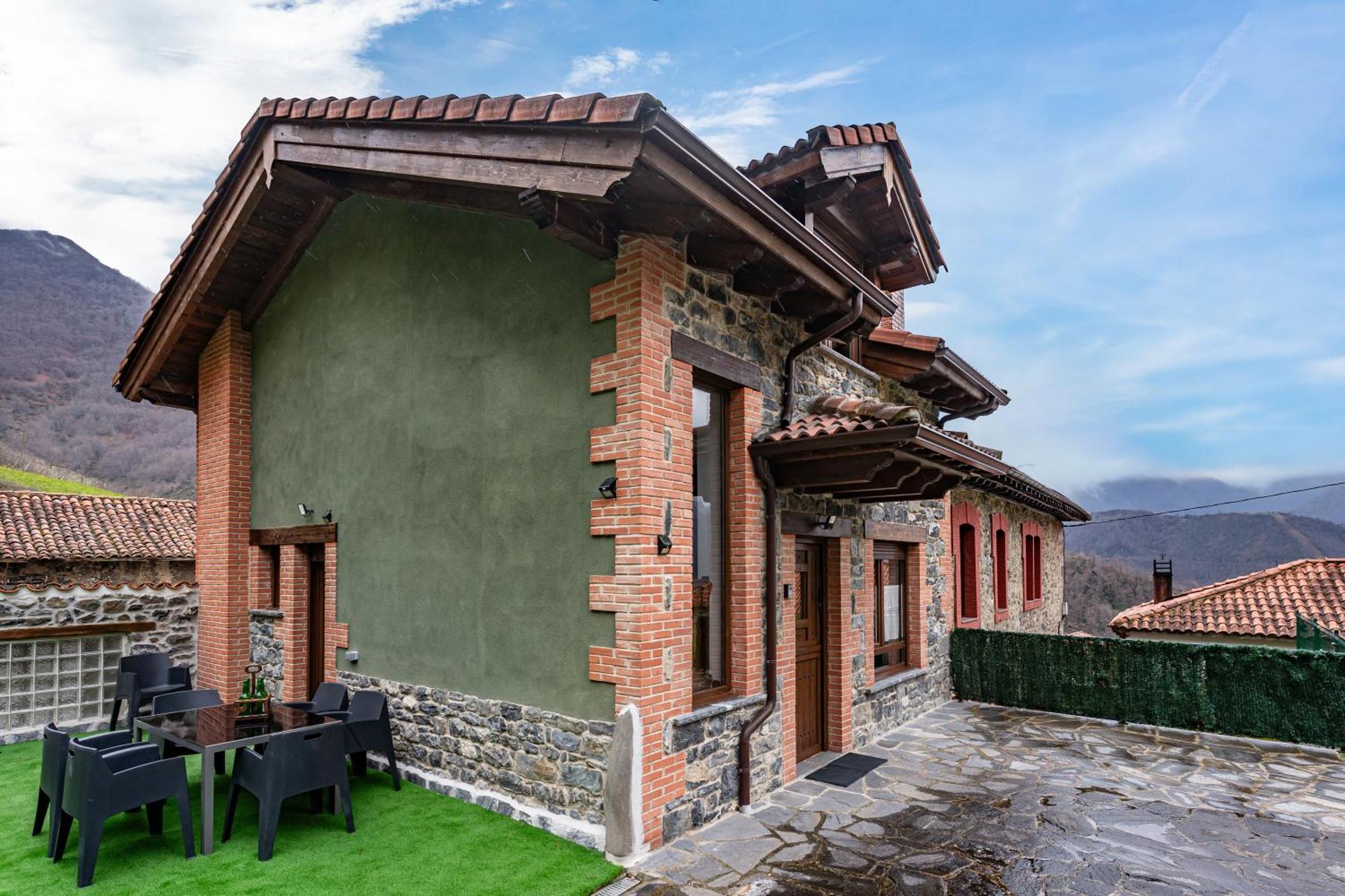 Сasa de vacaciones La Picarota Pajares (Asturias)
