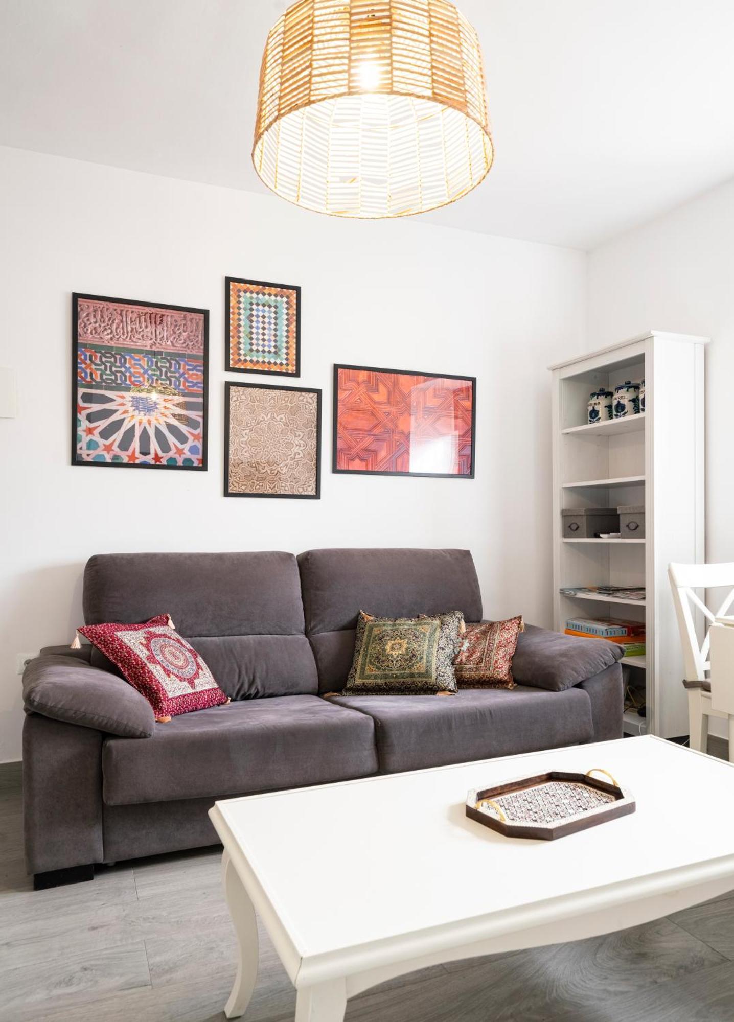 Apartment Warm Albayzin - Free Parking 15 Min Away *