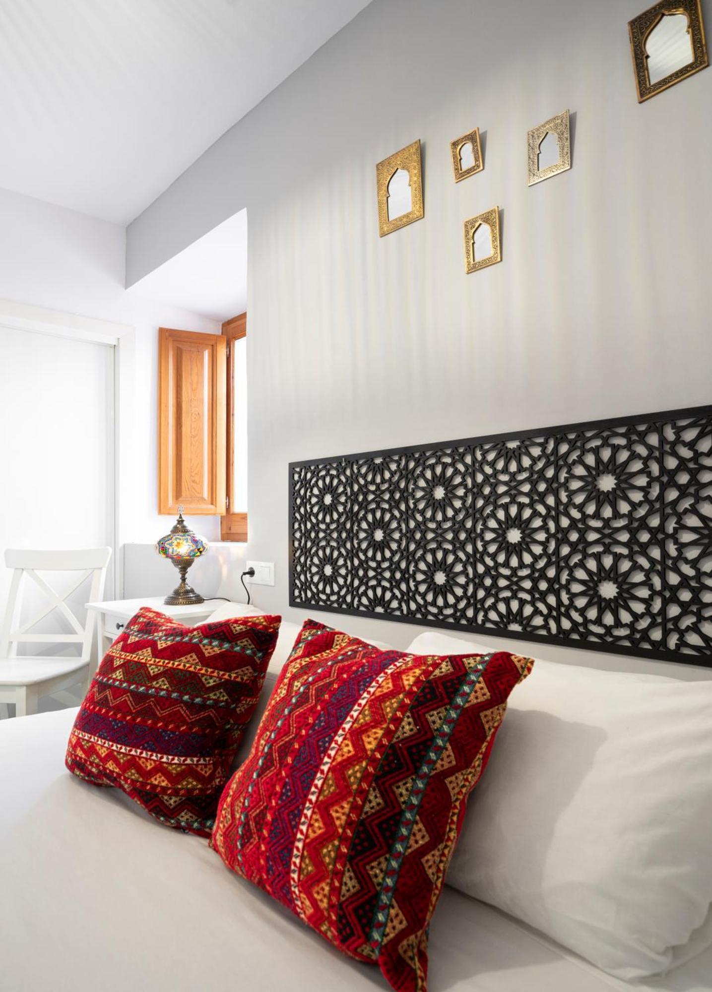 Apartment Warm Albayzin - Free Parking 15 Min Away *