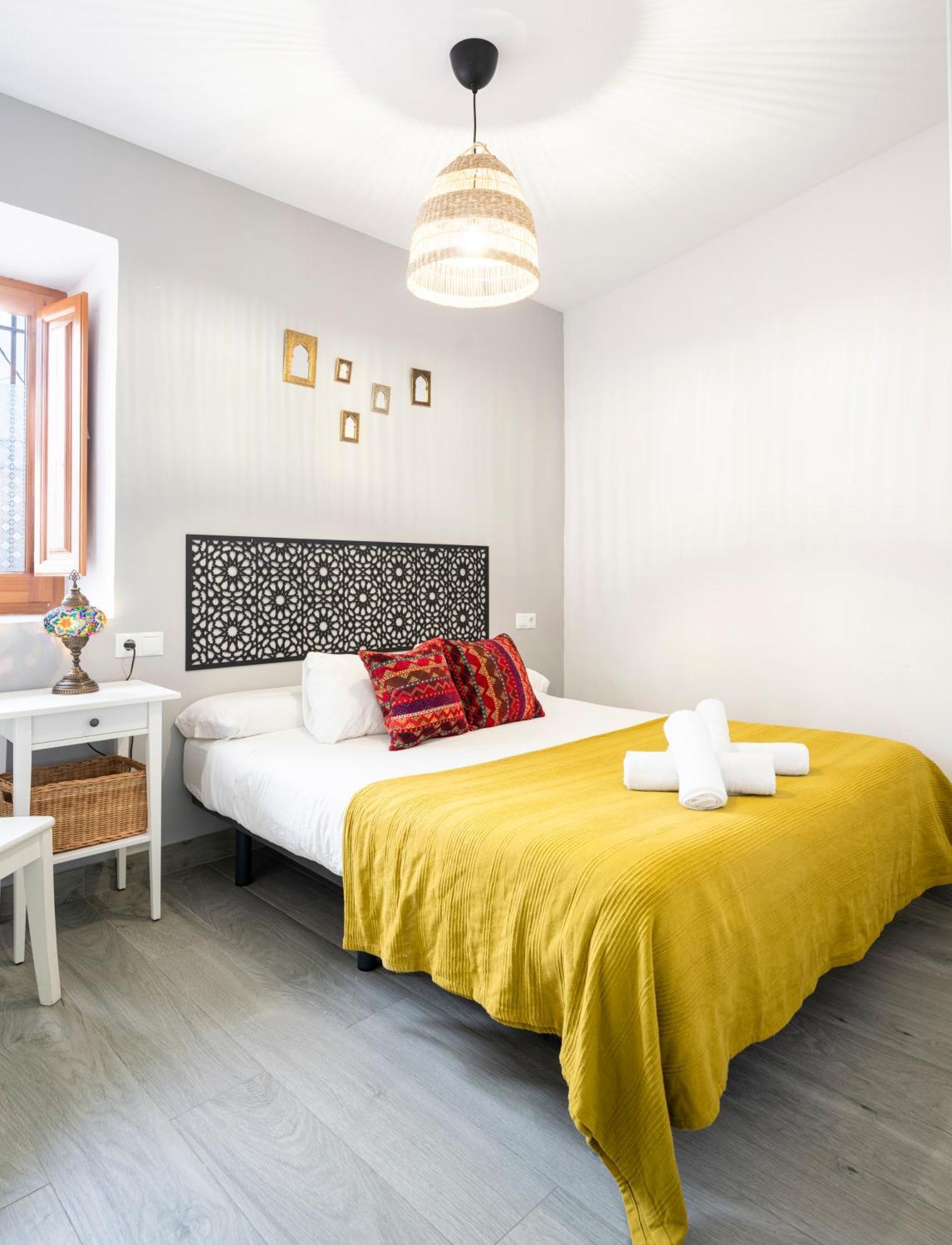 Warm Albayzin - Free Parking 15 Min Away Apartment Granada