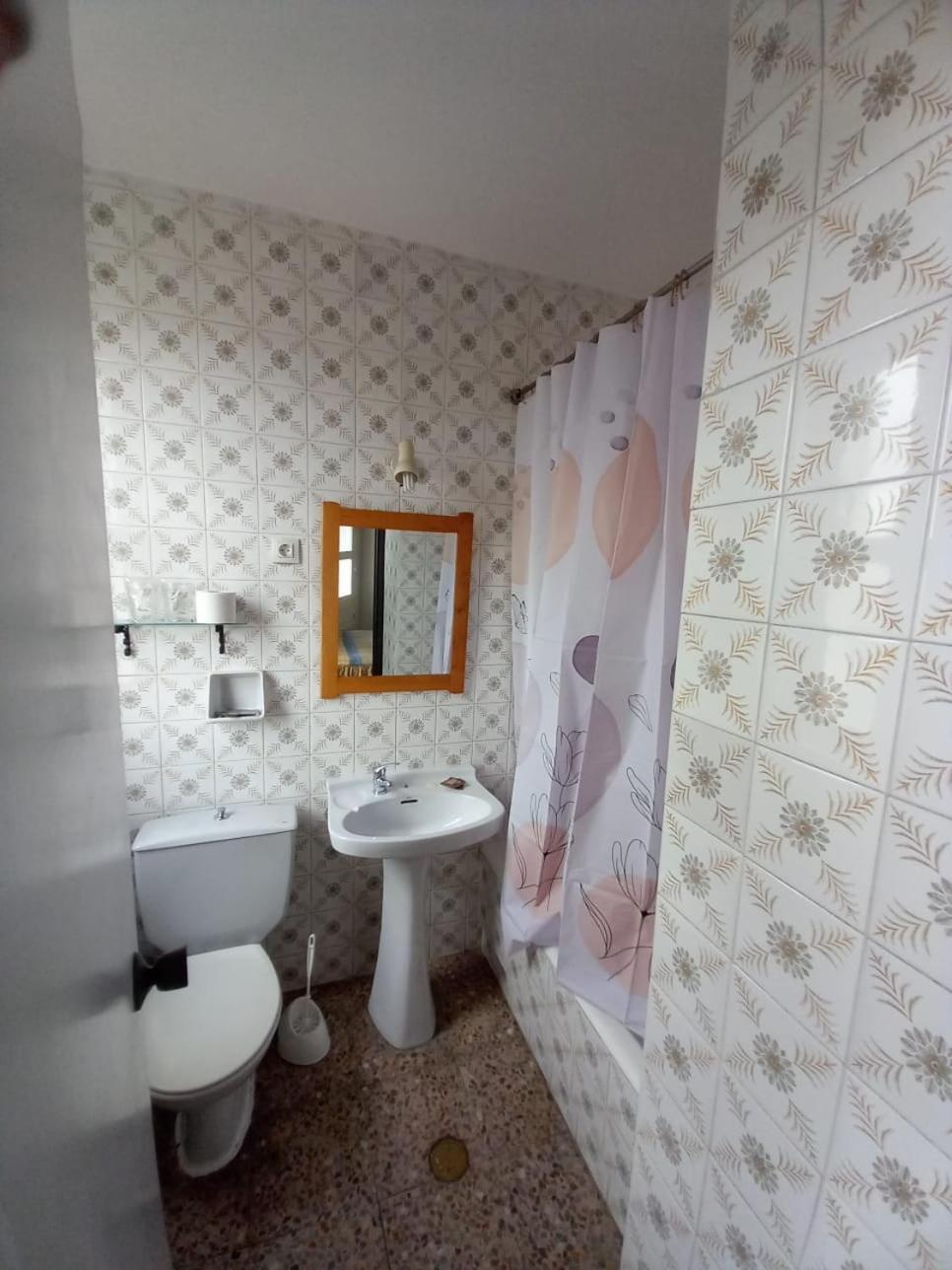 San Miguel Guest house 2*